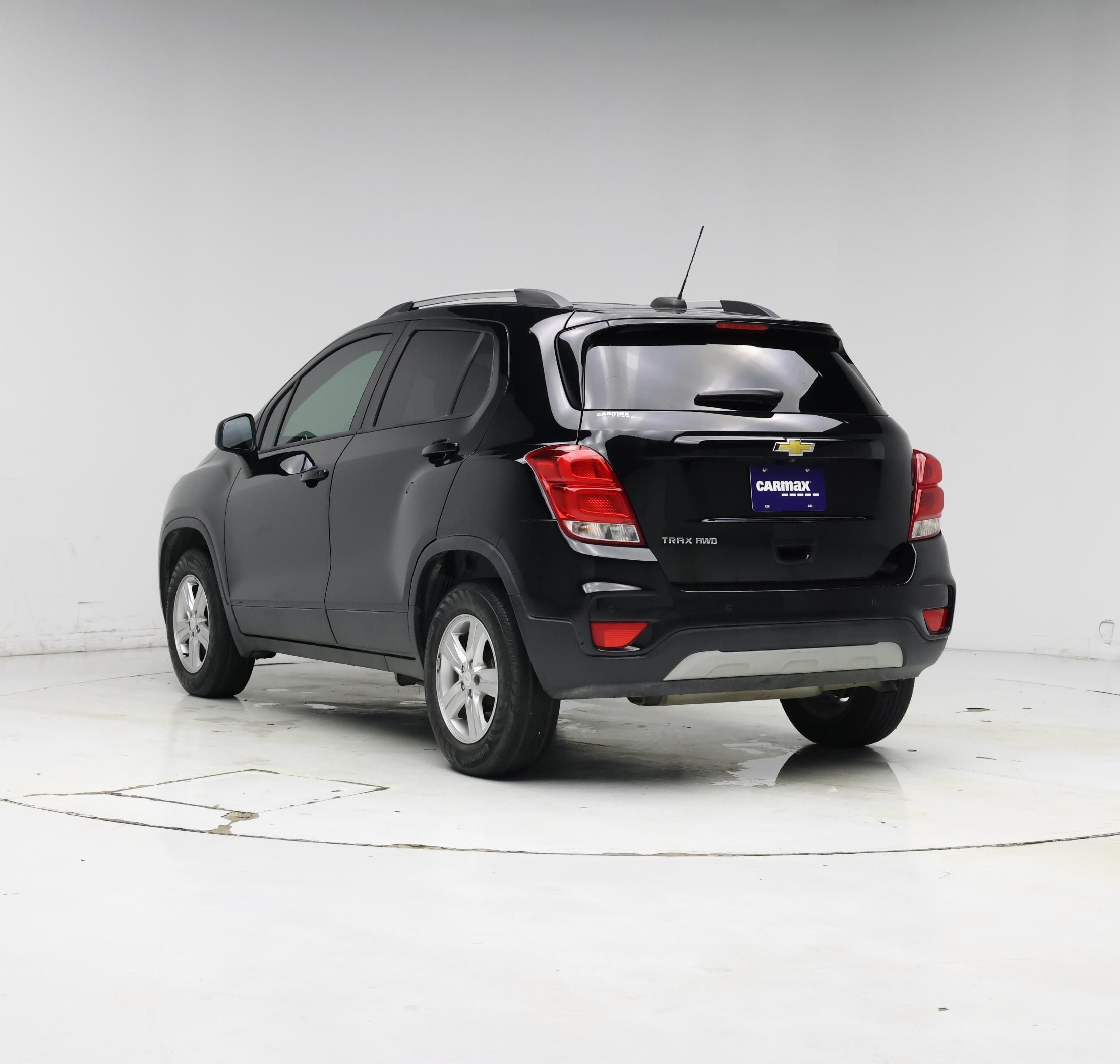 Thumbnail: 2022 Chevrolet Trax - 2