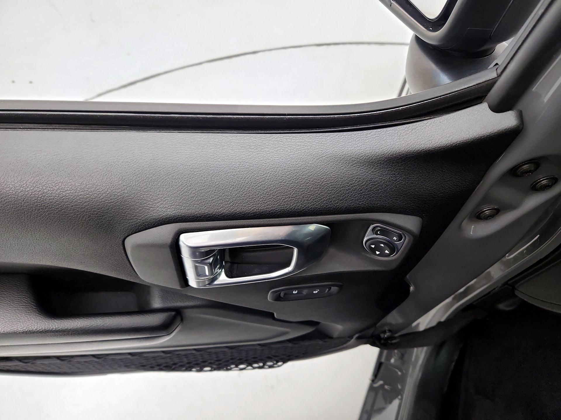 Thumbnail: 2021 Jeep Wrangler - 12