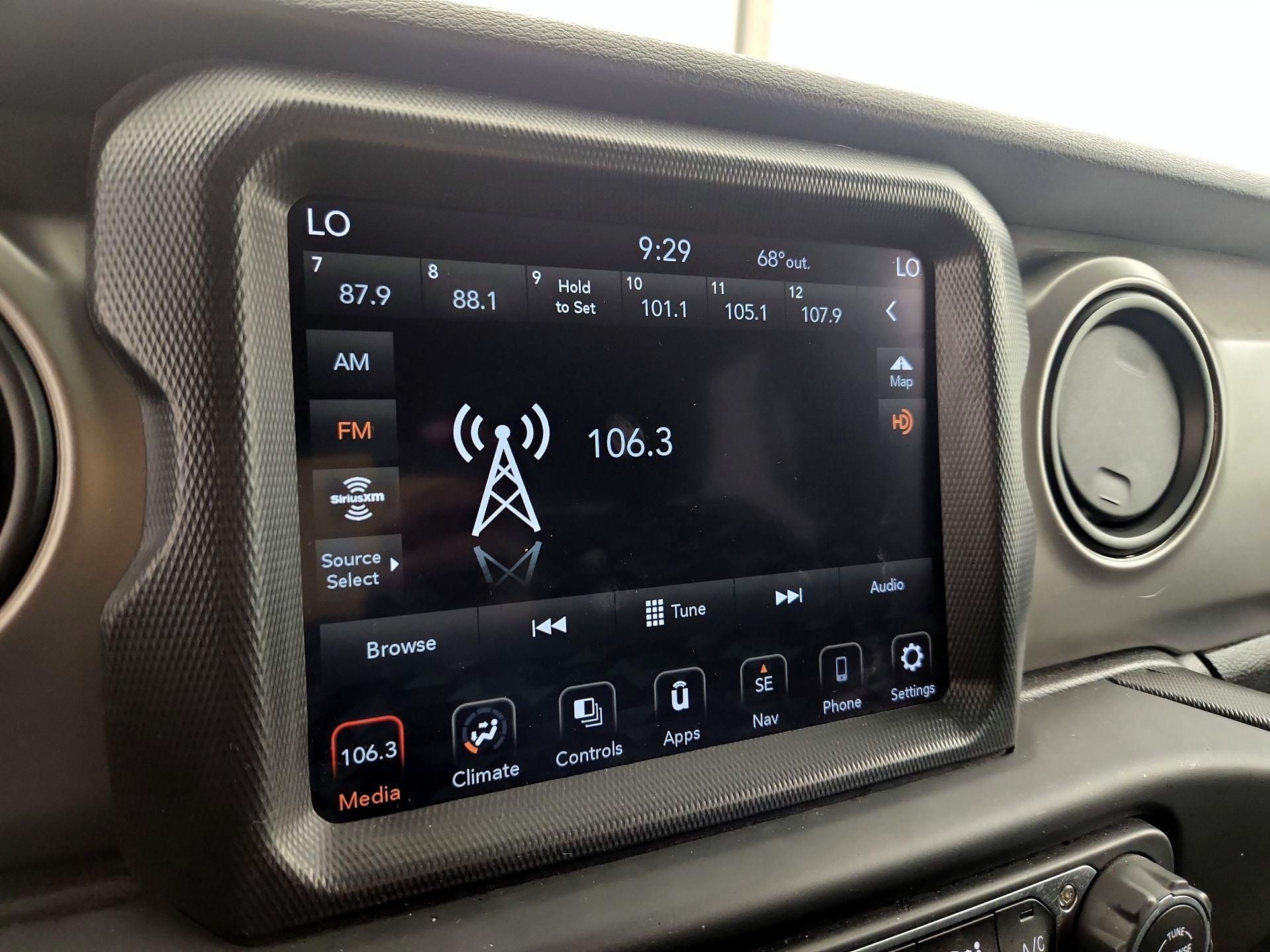 Thumbnail: 2021 Jeep Wrangler - 16