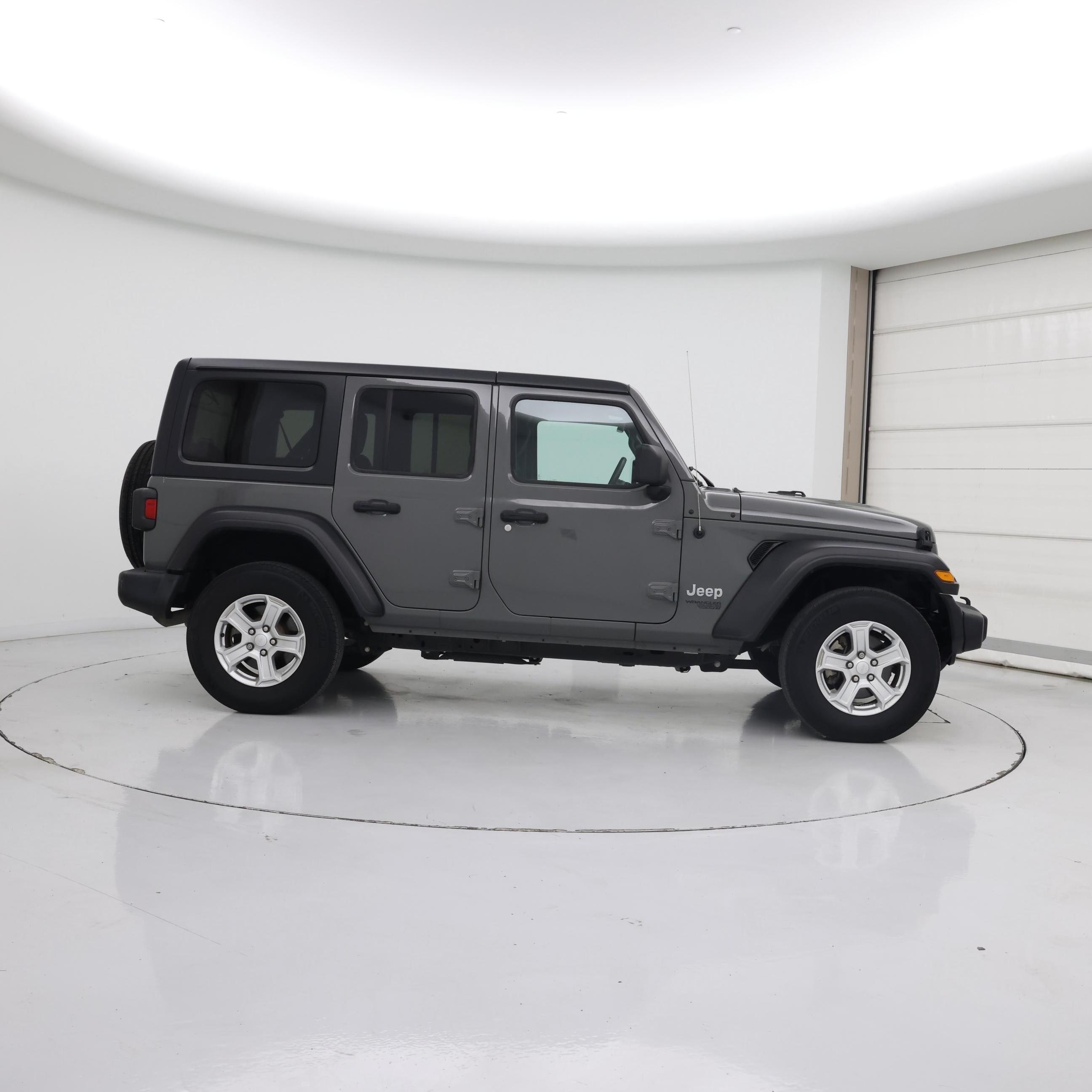 Thumbnail: 2021 Jeep Wrangler - 7