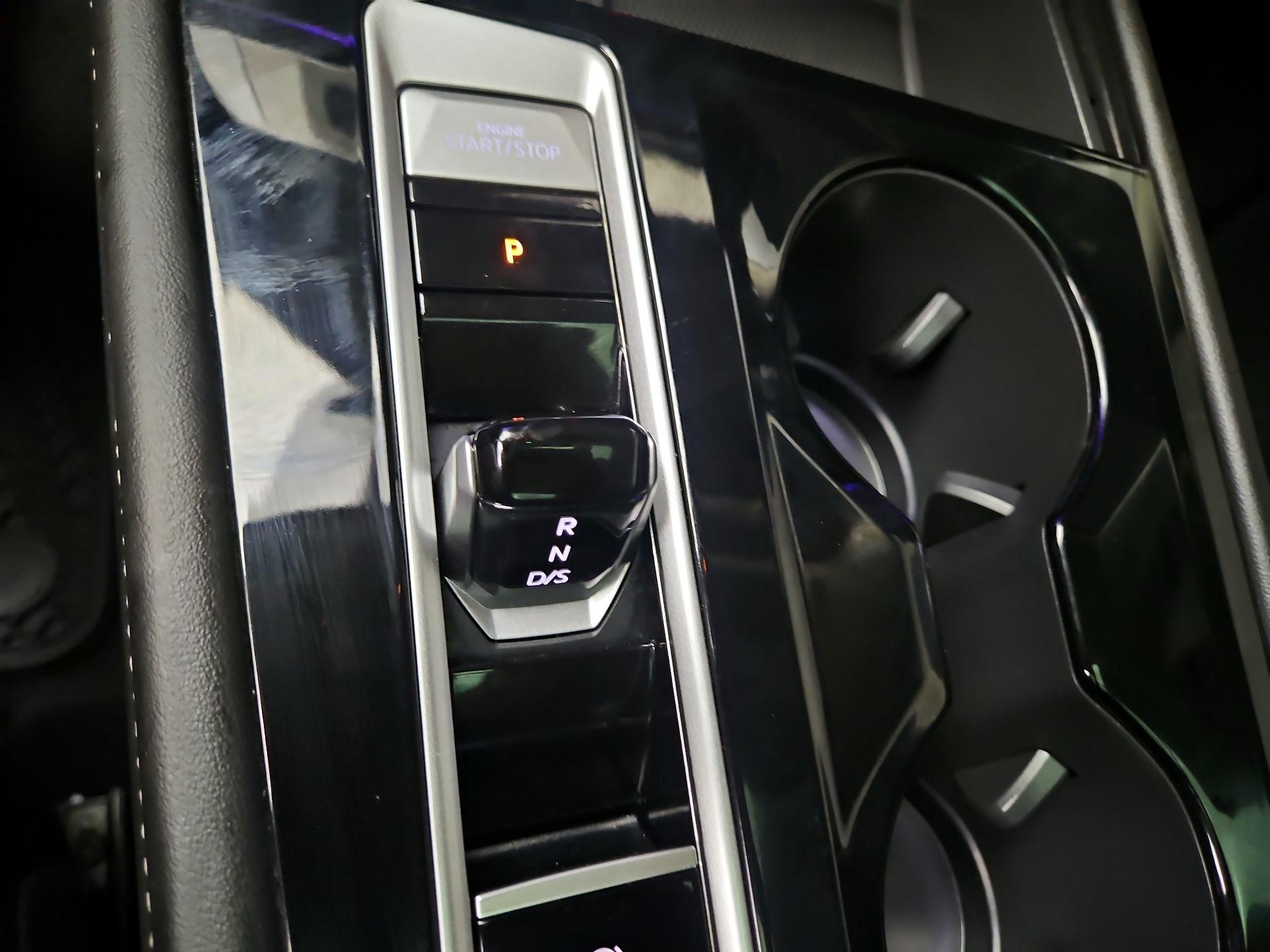 Thumbnail: 2024 Volkswagen Atlas - 18