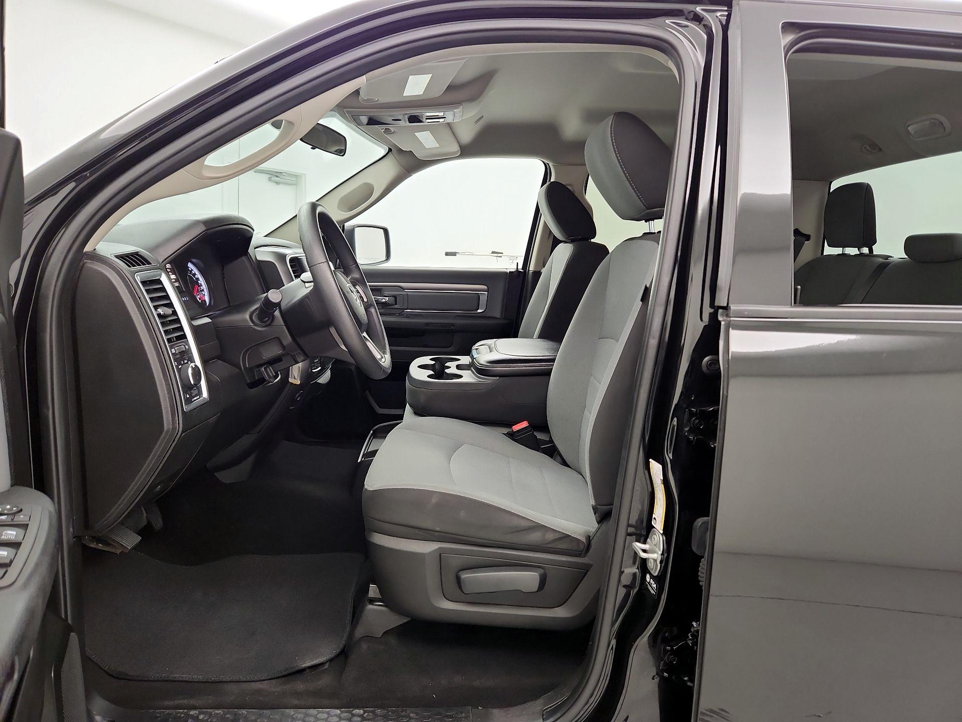 Thumbnail: 2022 RAM 1500 Classic - 11