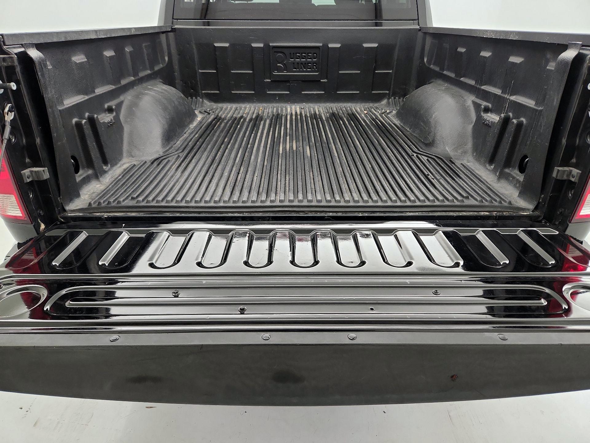 Thumbnail: 2022 RAM 1500 Classic - 20