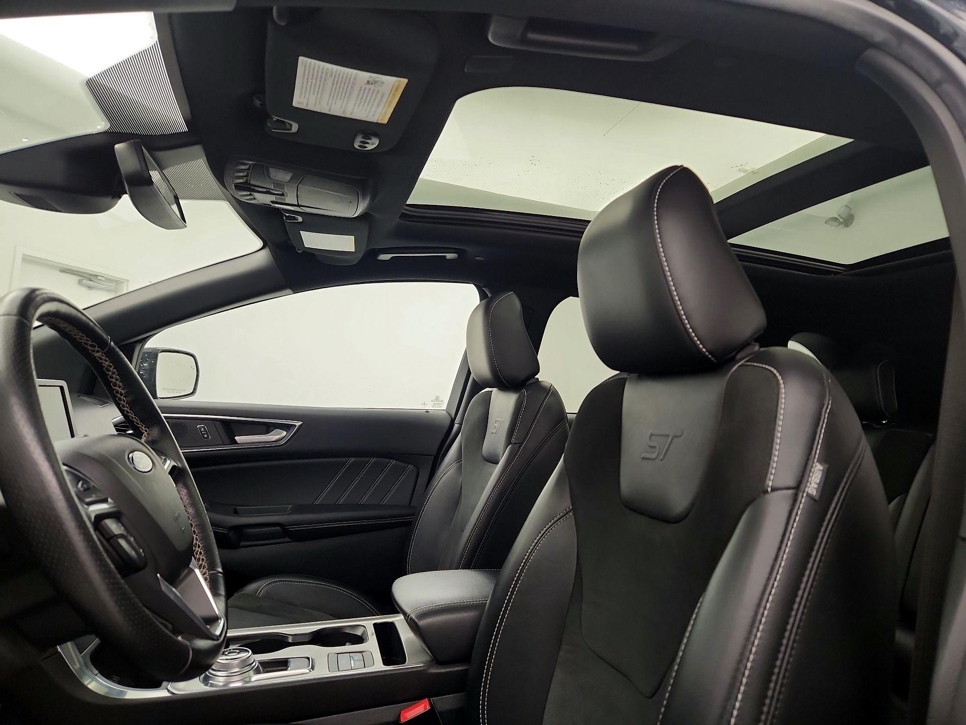 Thumbnail: 2022 Ford Edge - 20