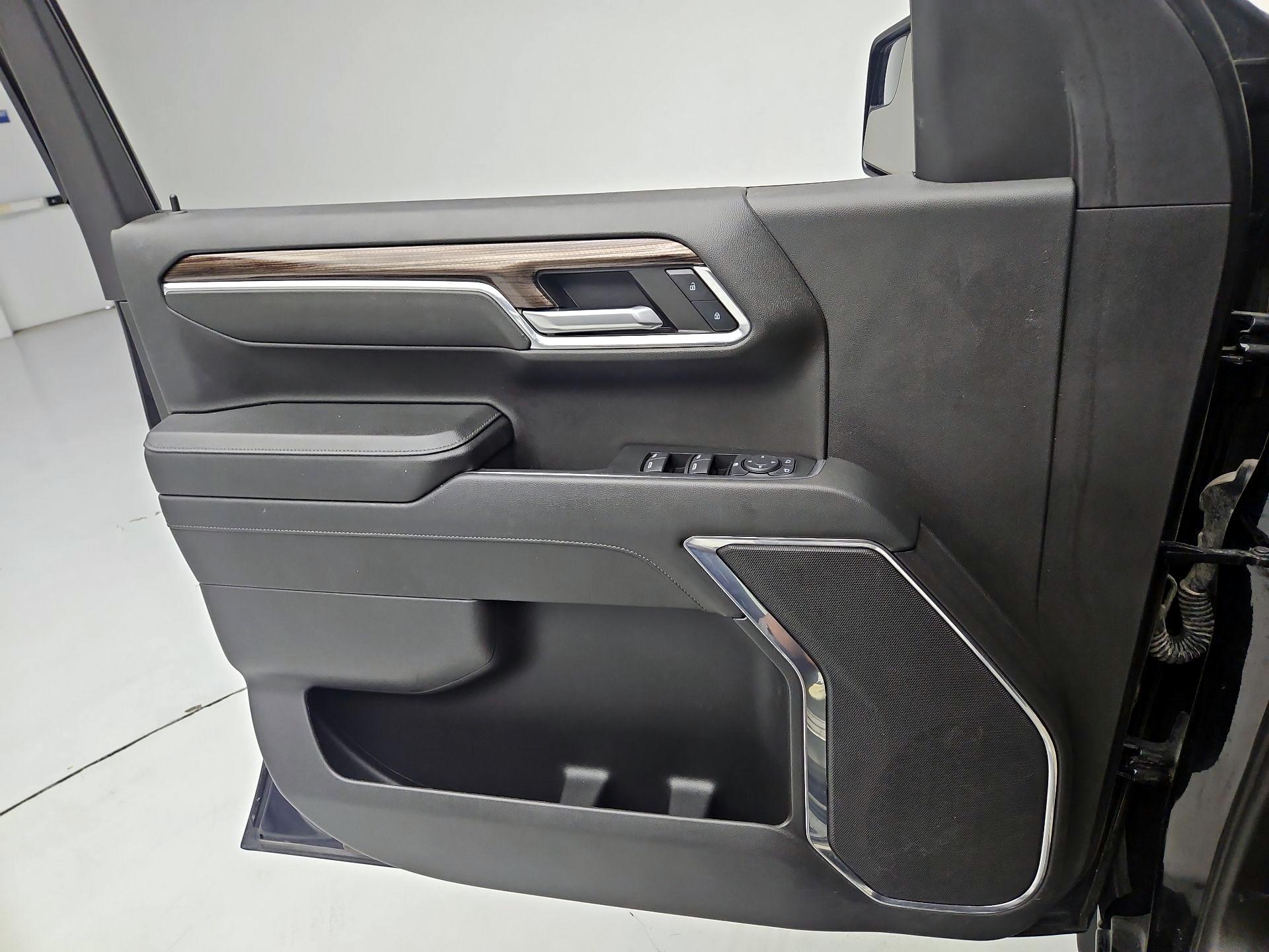 Thumbnail: 2024 Chevrolet Silverado 1500 - 12