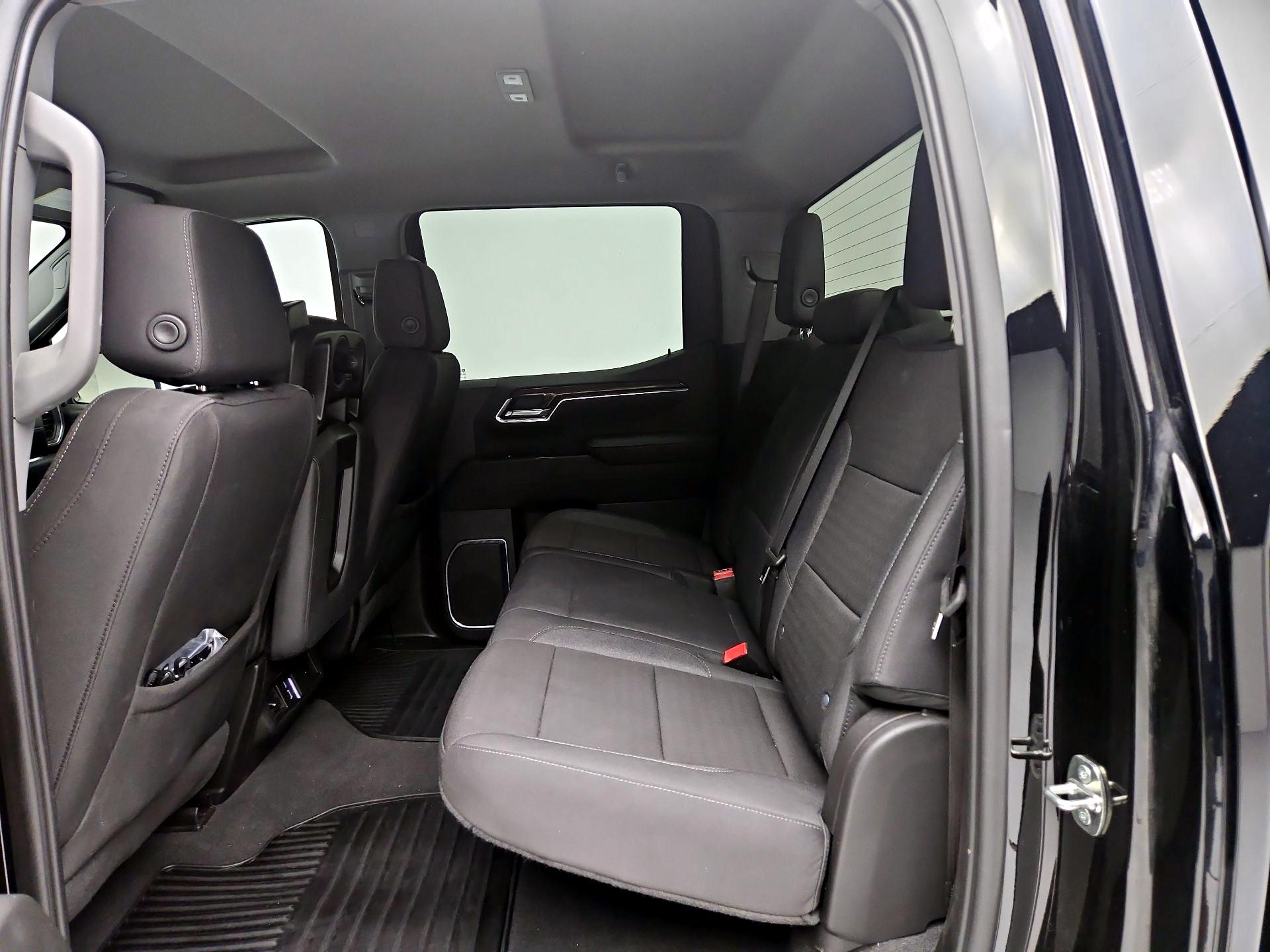 Thumbnail: 2024 Chevrolet Silverado 1500 - 19