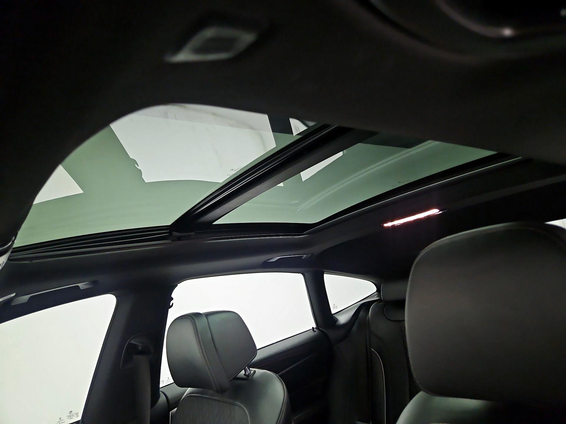 Thumbnail: 2019 BMW 6 Series - 20