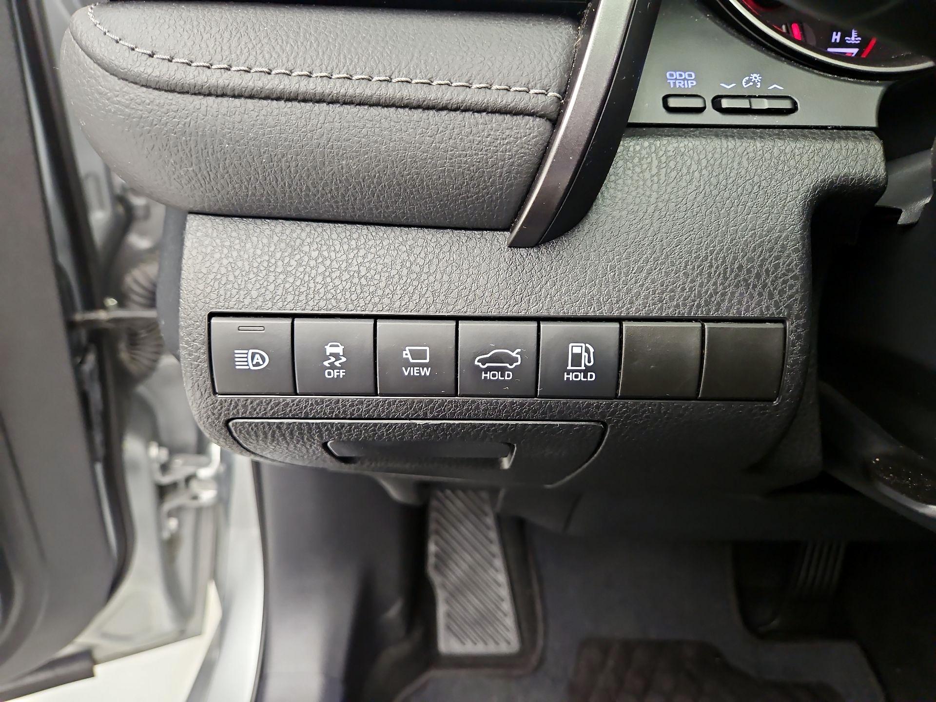 Thumbnail: 2023 Toyota Camry - 13