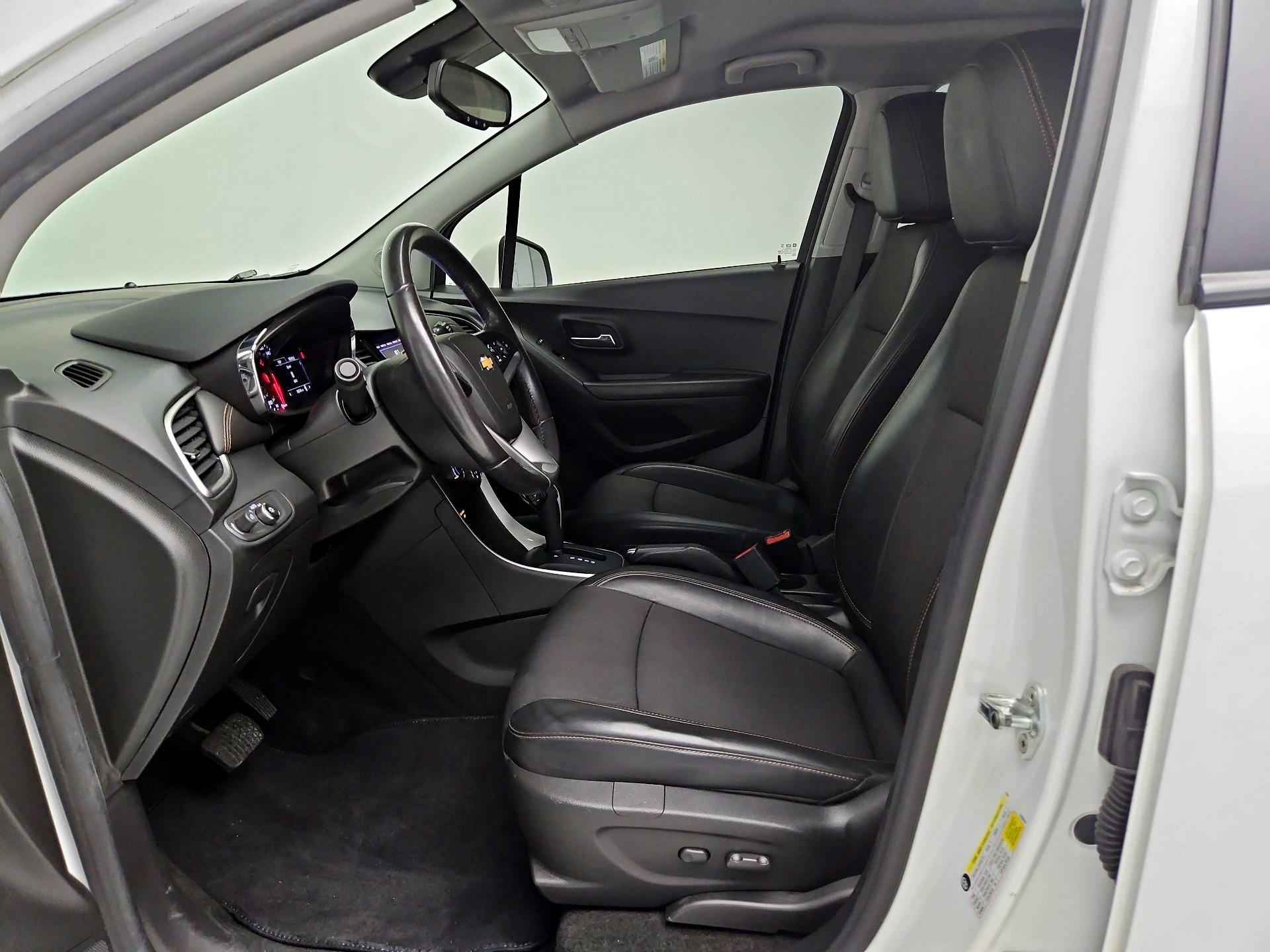 Thumbnail: 2022 Chevrolet Trax - 11