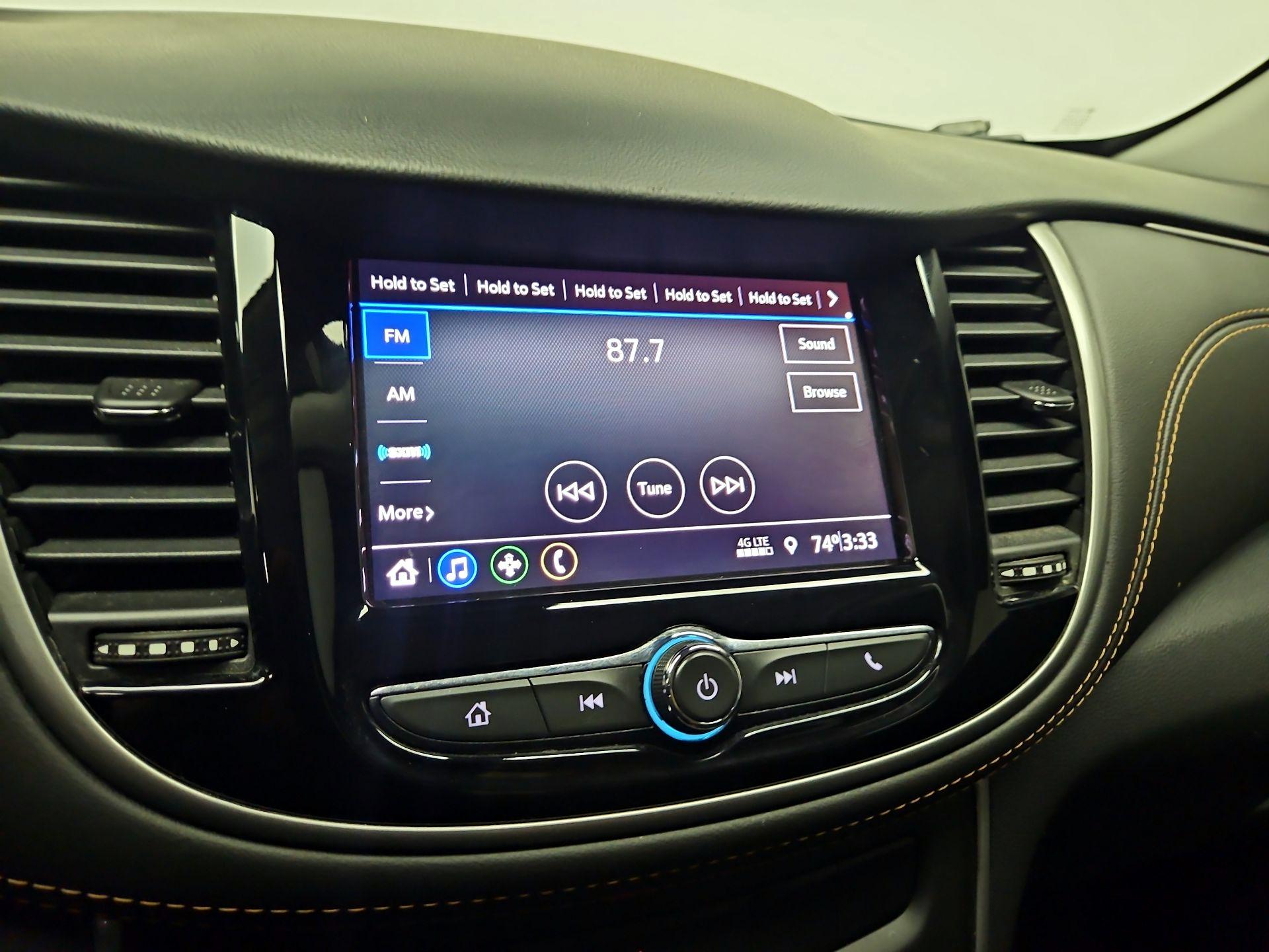 Thumbnail: 2022 Chevrolet Trax - 15