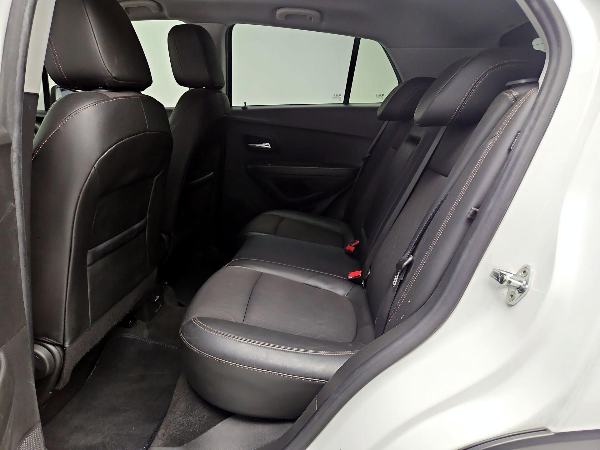 Thumbnail: 2022 Chevrolet Trax - 19