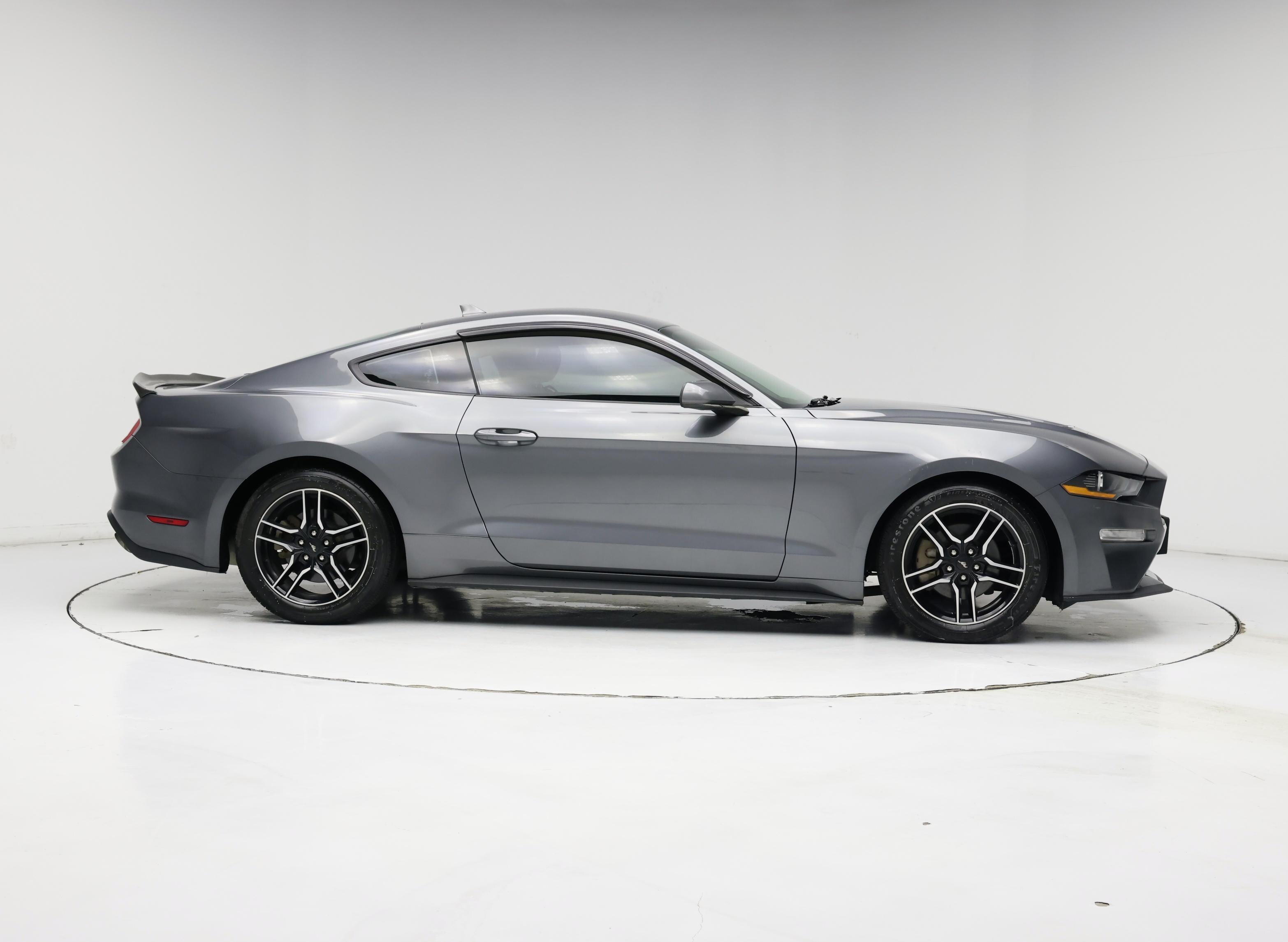 Thumbnail: 2022 Ford Mustang - 7