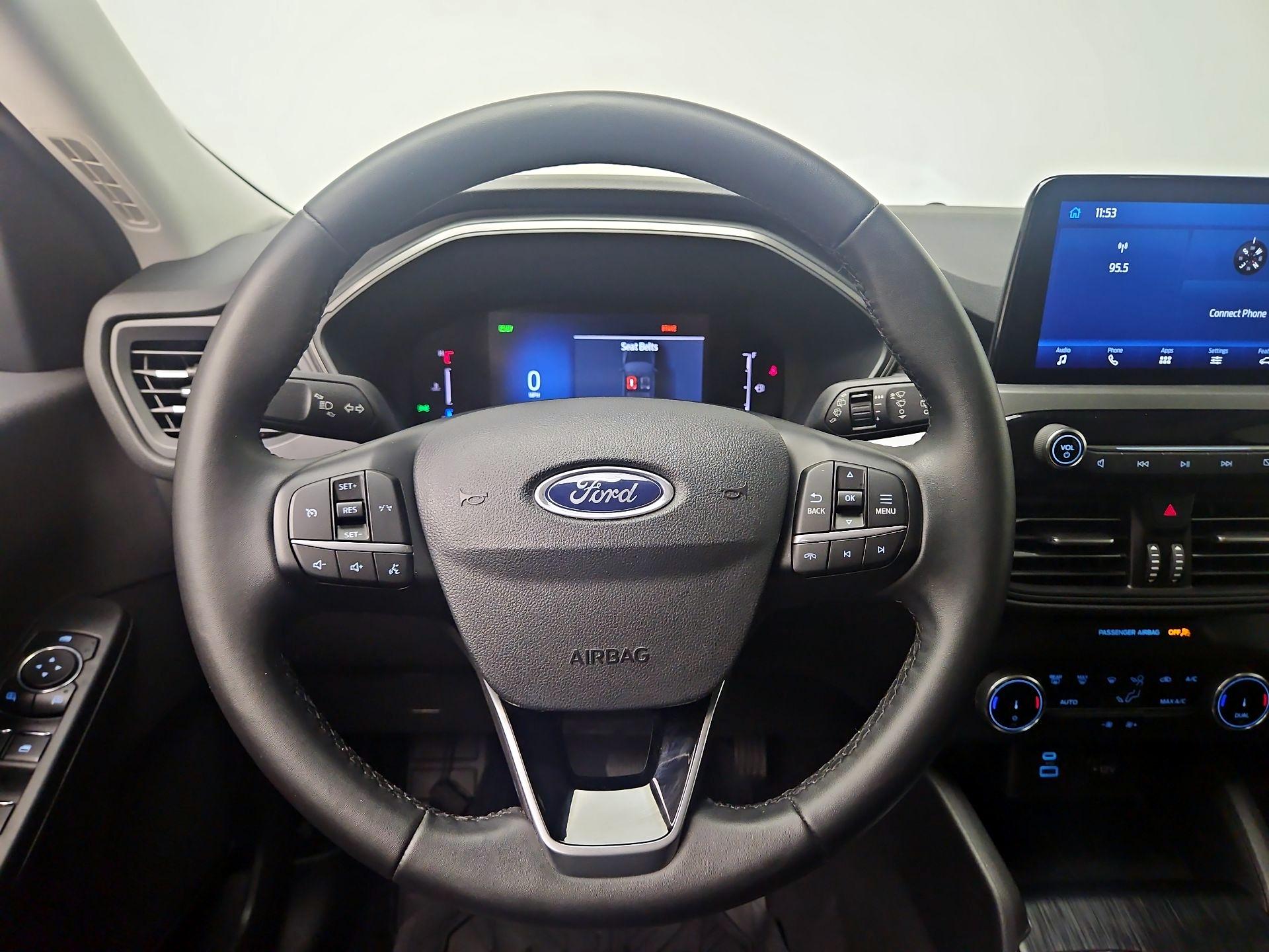 Thumbnail: 2023 Ford Escape - 10