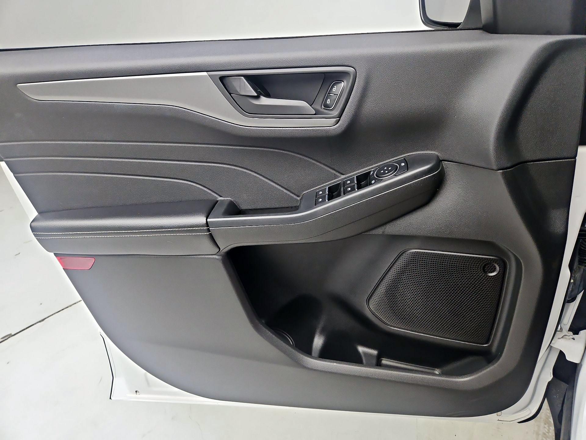 Thumbnail: 2023 Ford Escape - 12