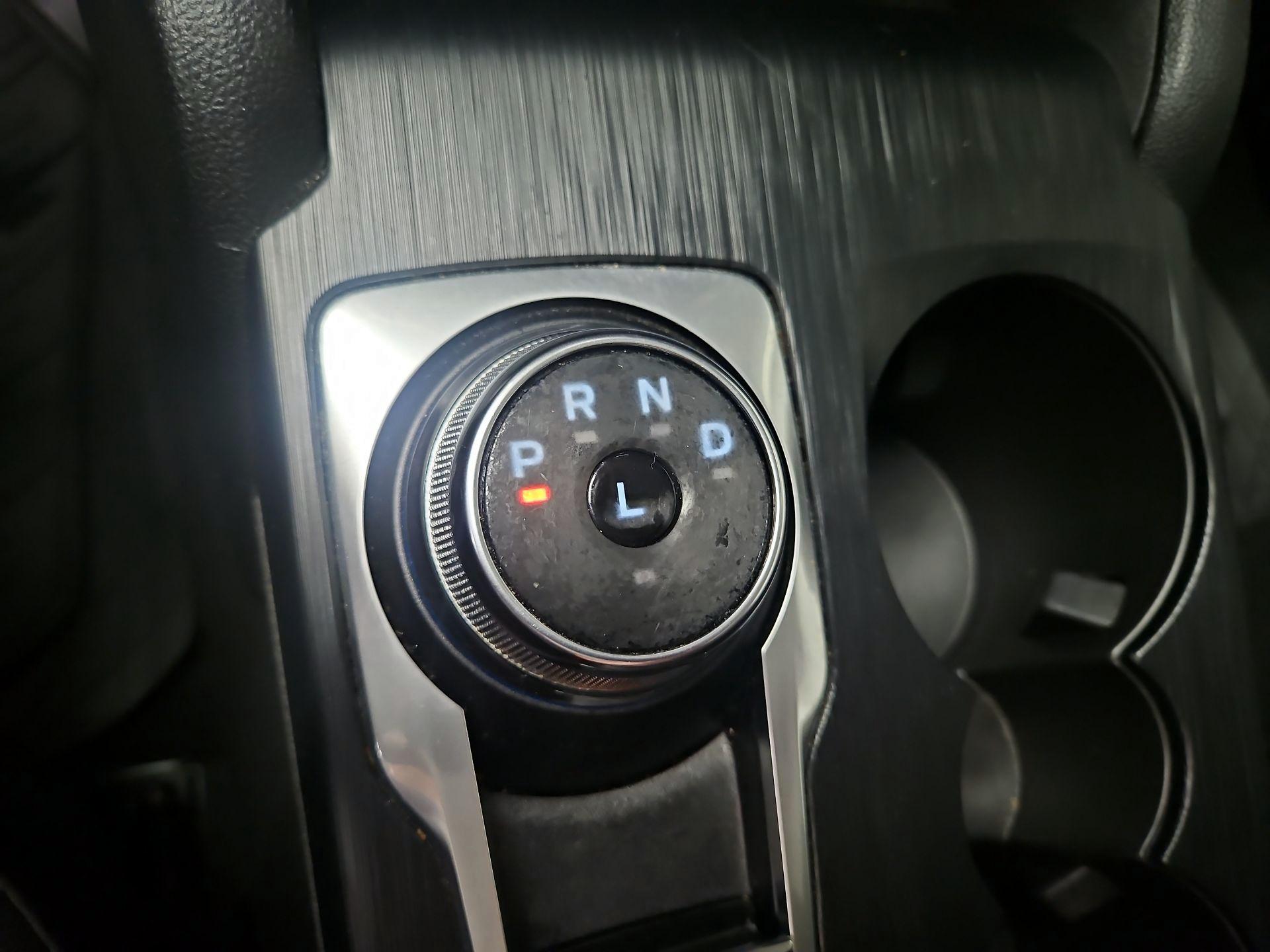 Thumbnail: 2023 Ford Escape - 17