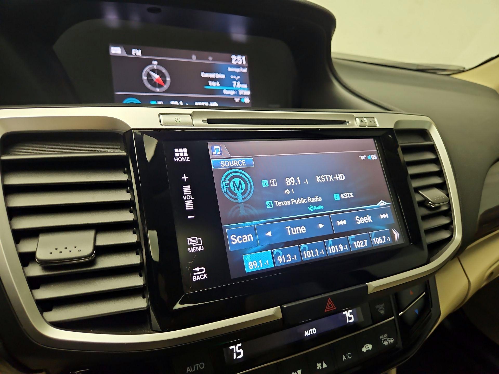 Thumbnail: 2017 Honda Accord - 15