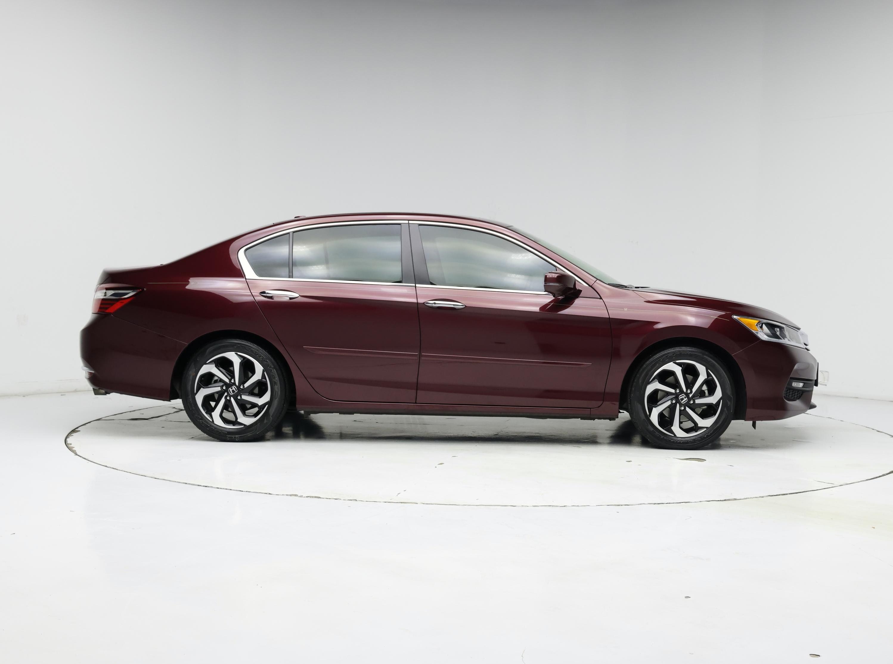 Thumbnail: 2017 Honda Accord - 7