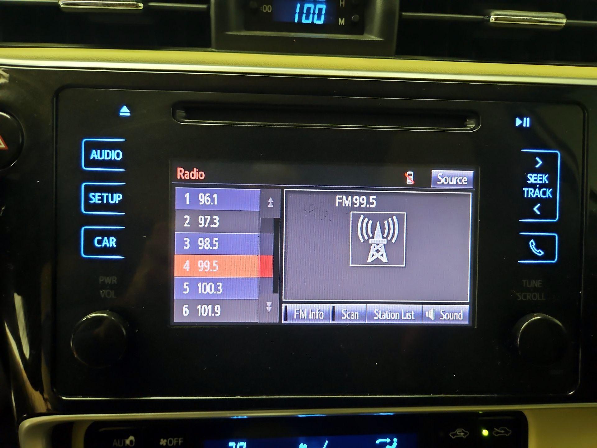 Thumbnail: 2017 Toyota Corolla - 15