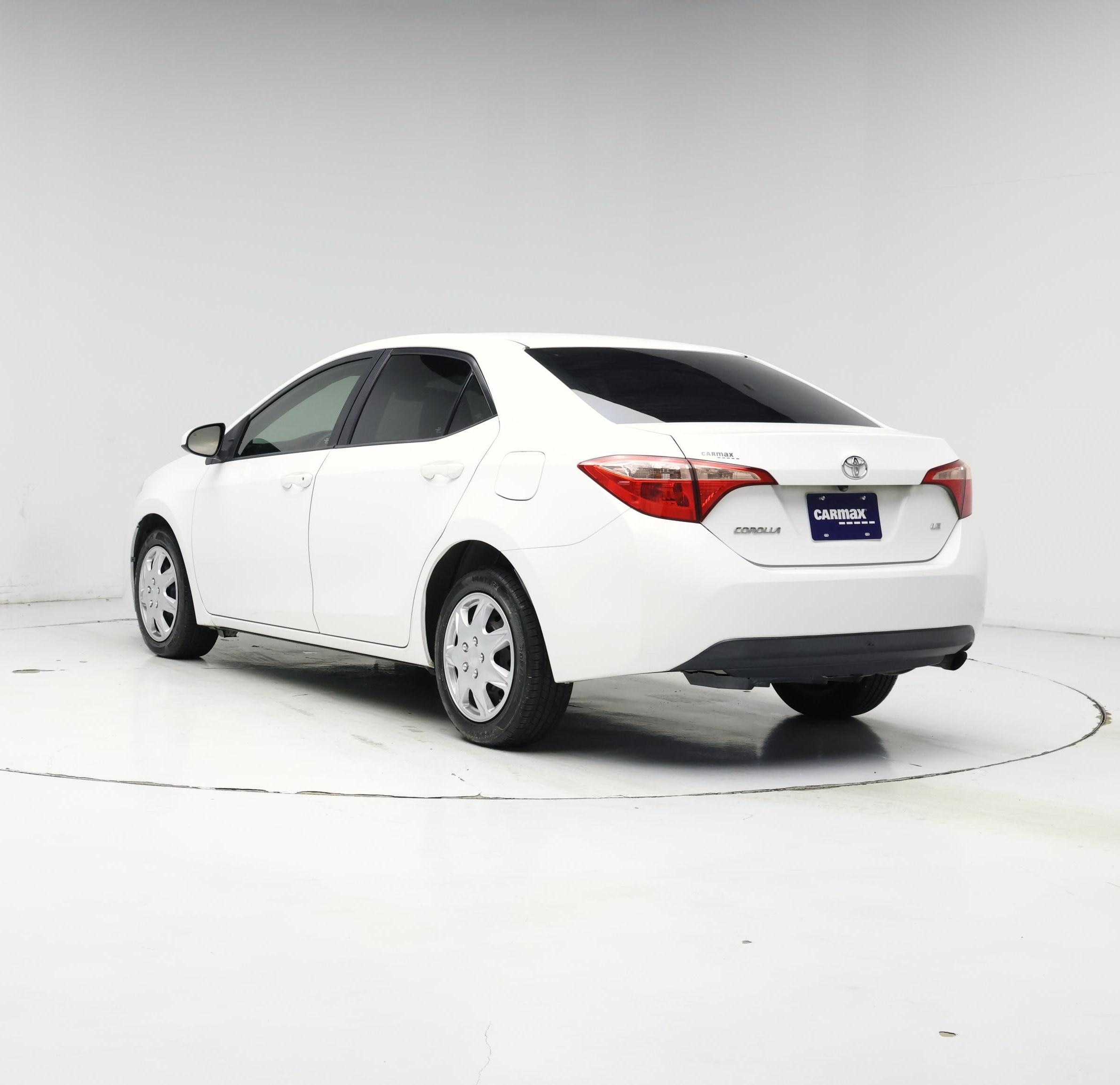 Thumbnail: 2017 Toyota Corolla - 2