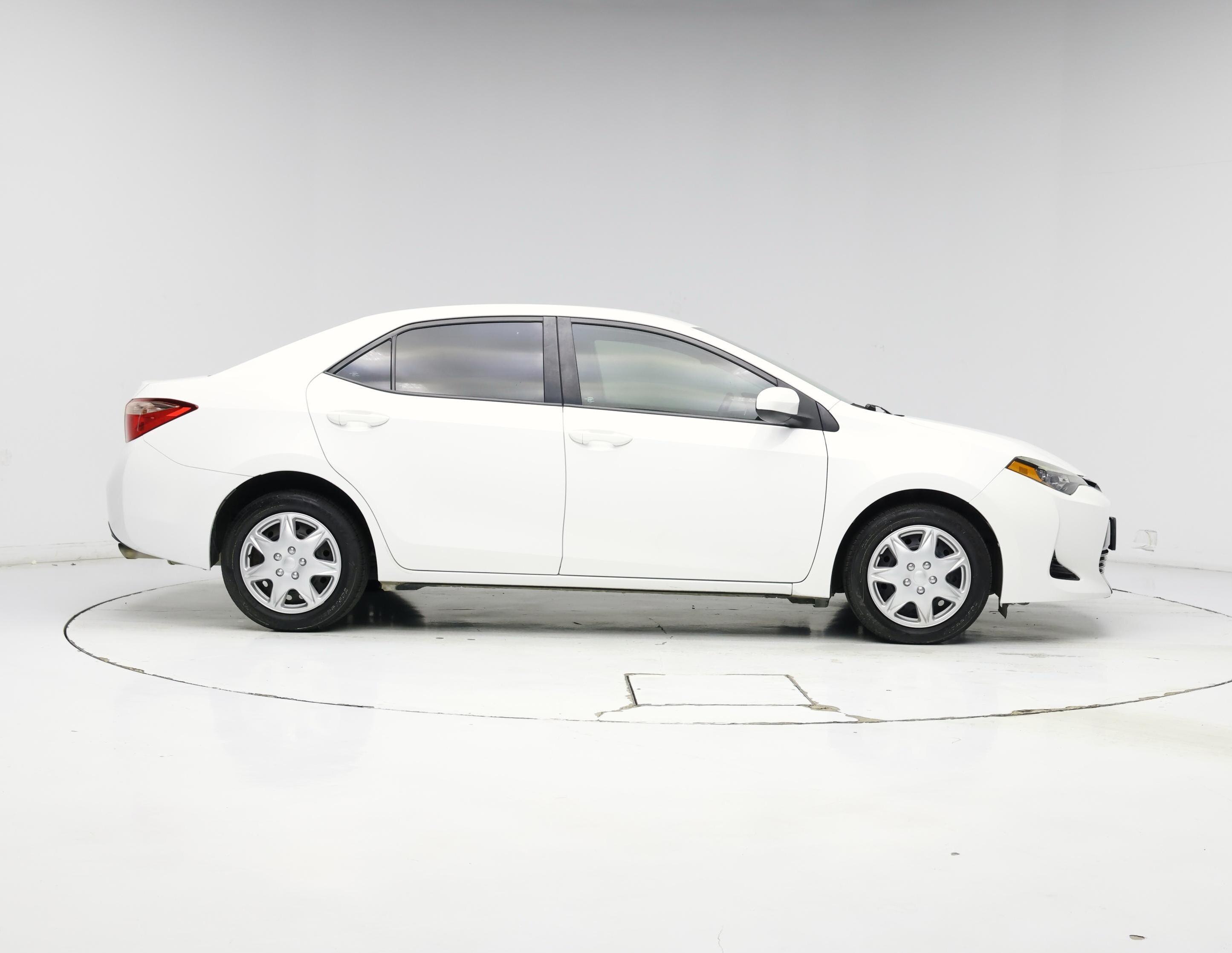 Thumbnail: 2017 Toyota Corolla - 7