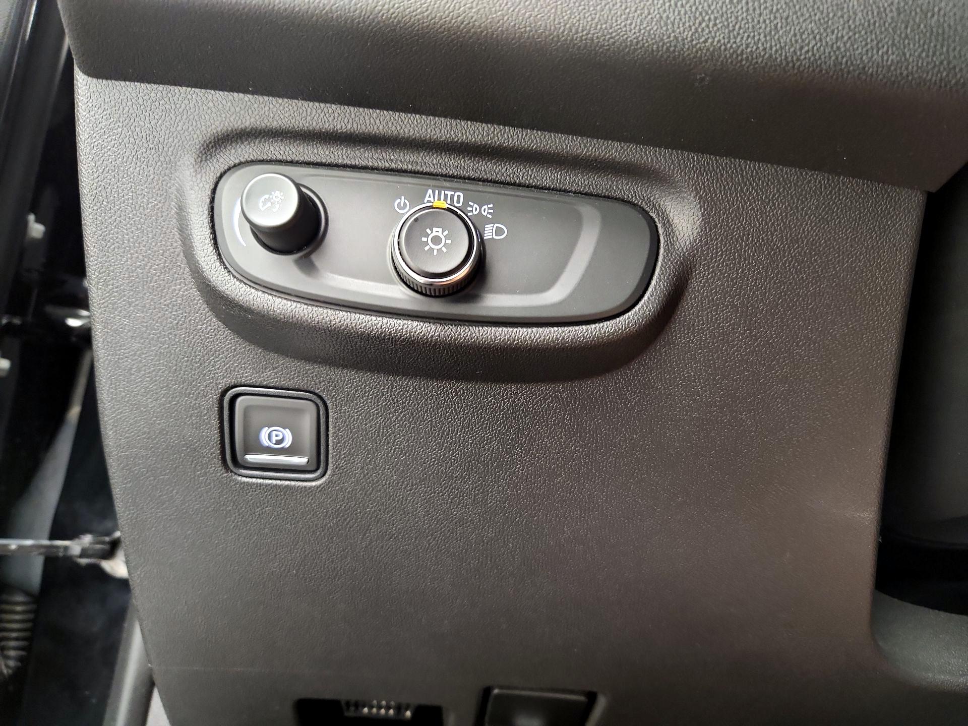 Thumbnail: 2023 GMC Terrain - 13