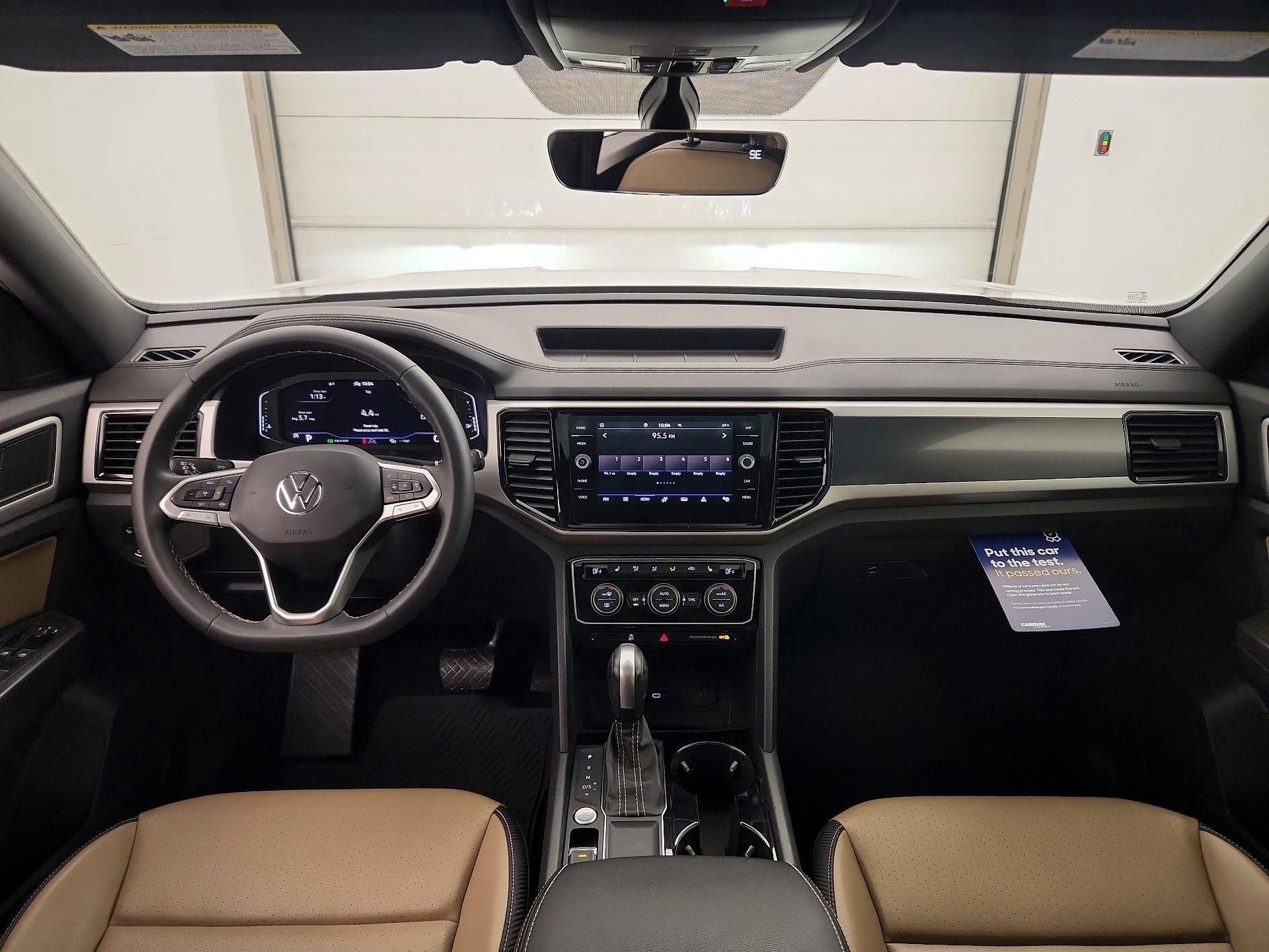 Thumbnail: 2022 Volkswagen Atlas - 9