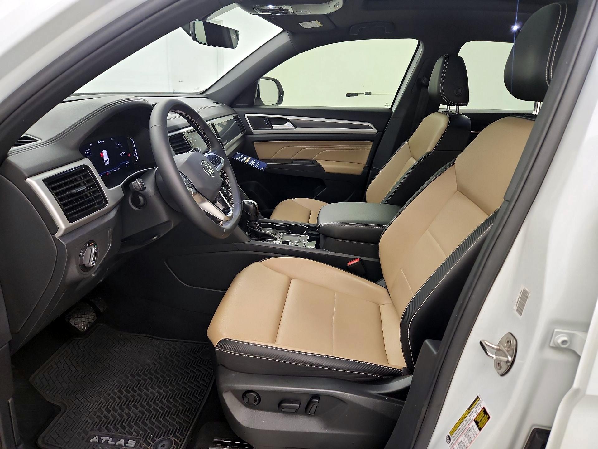 Thumbnail: 2022 Volkswagen Atlas - 11