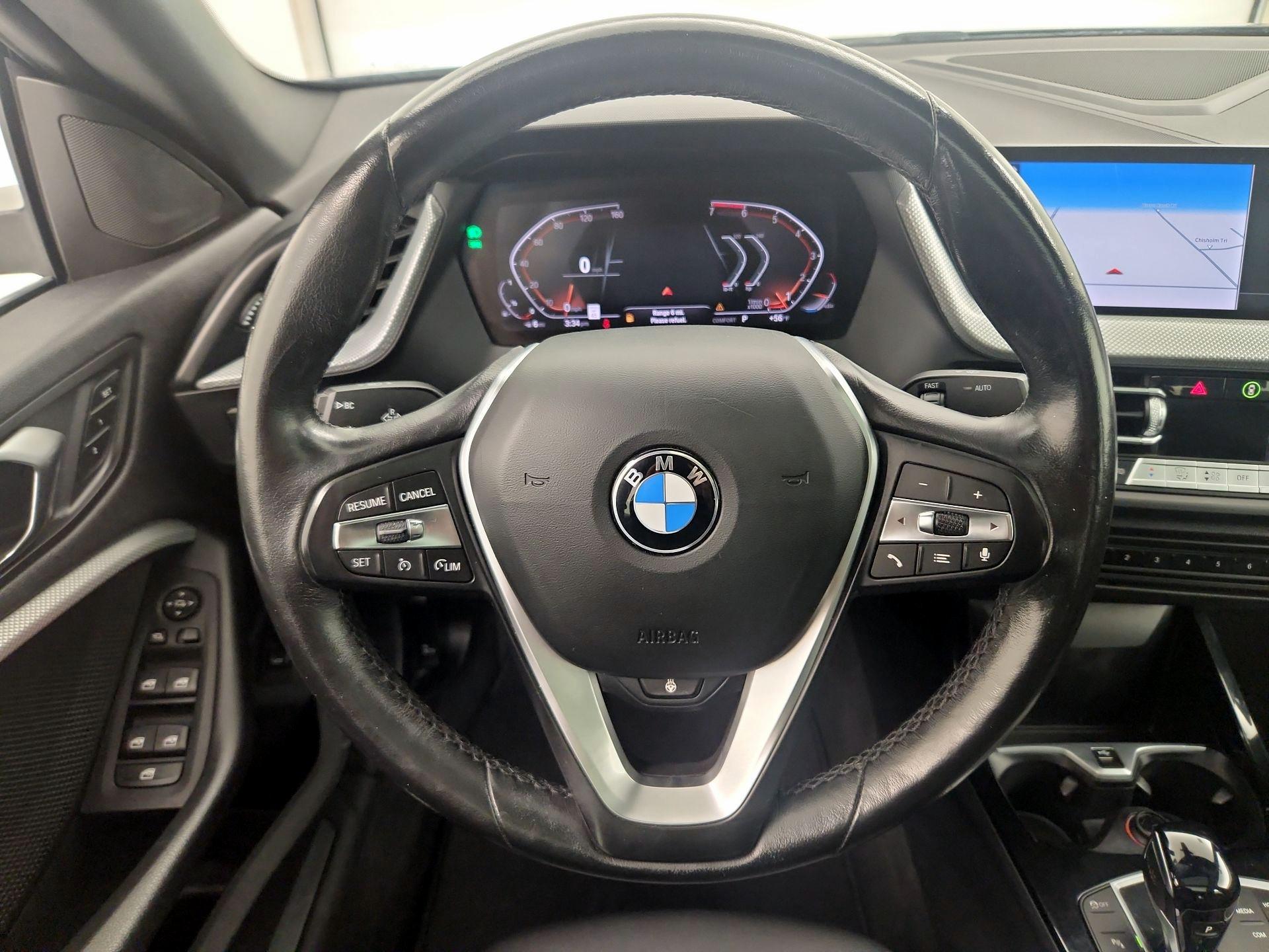 Thumbnail: 2022 BMW 2 Series - 10