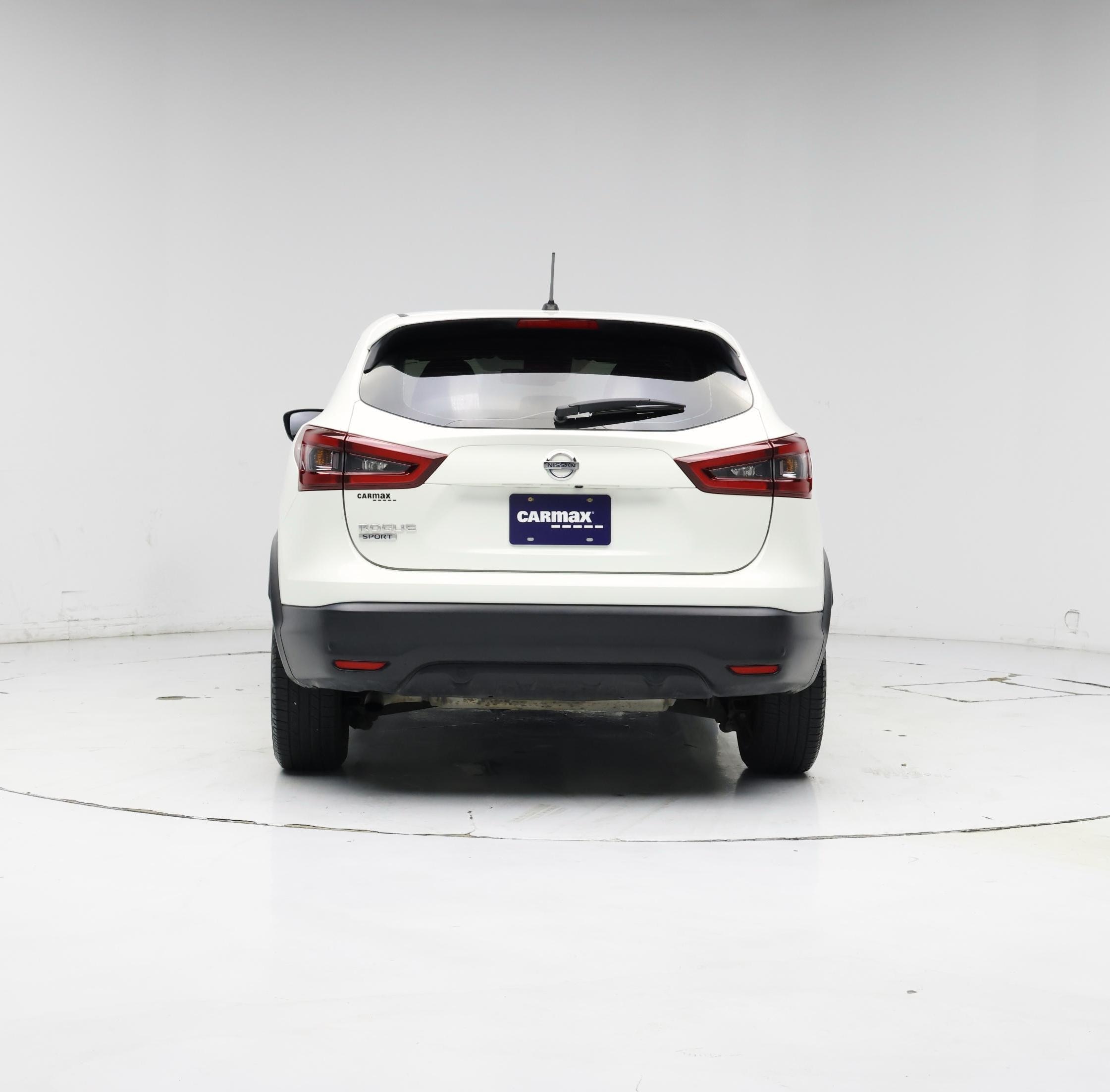 Thumbnail: 2020 Nissan Rogue Sport - 6