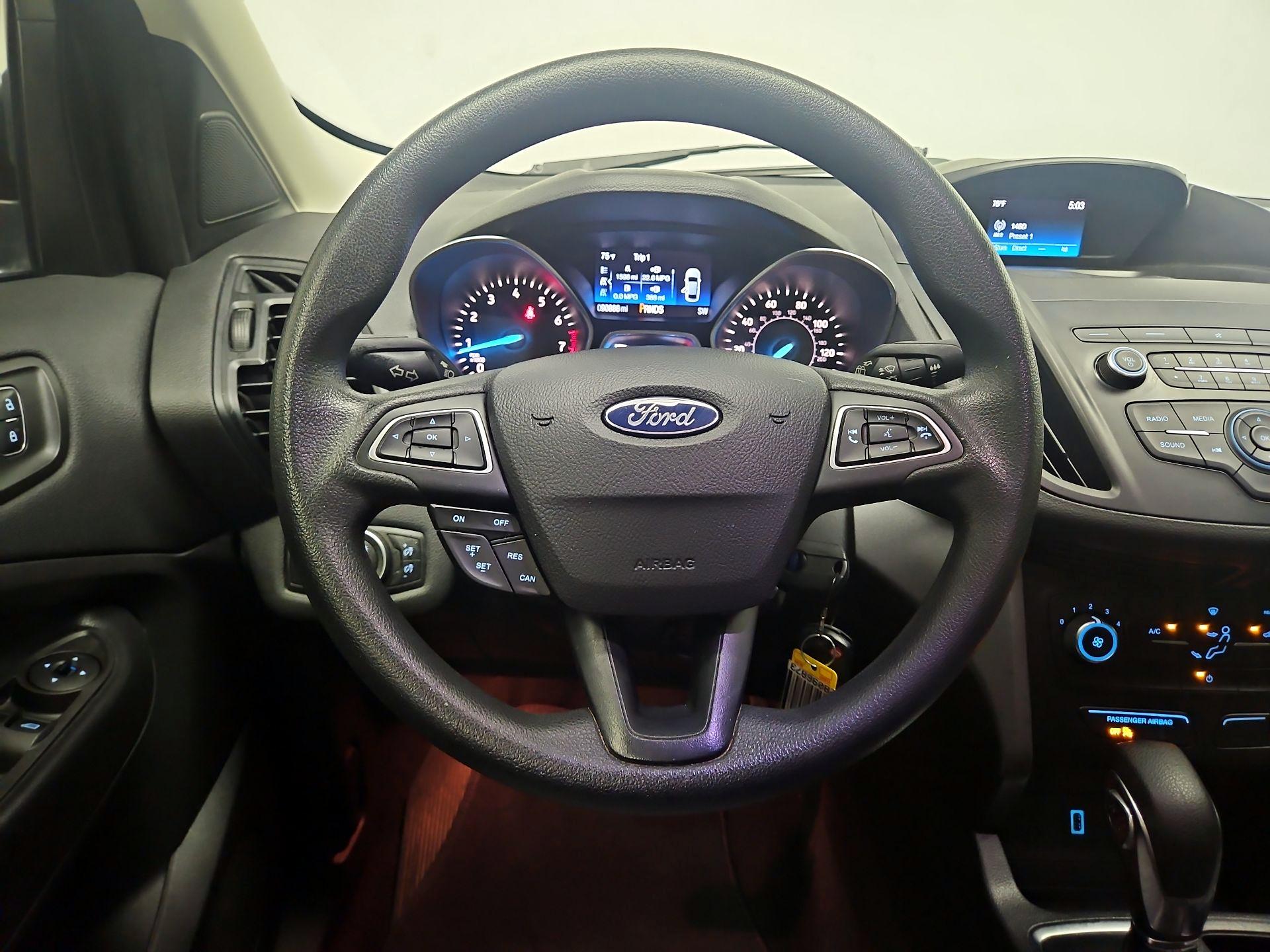 Thumbnail: 2019 Ford Escape - 10