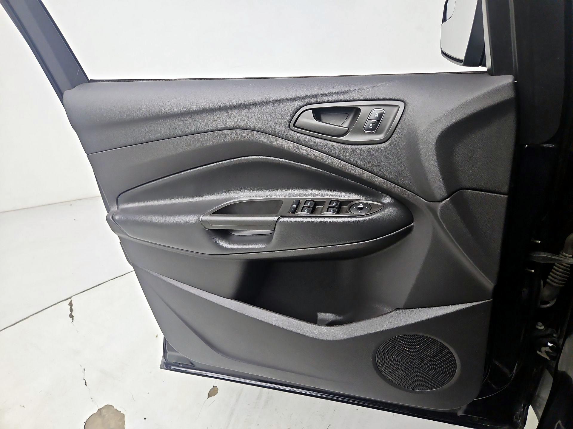 Thumbnail: 2019 Ford Escape - 12