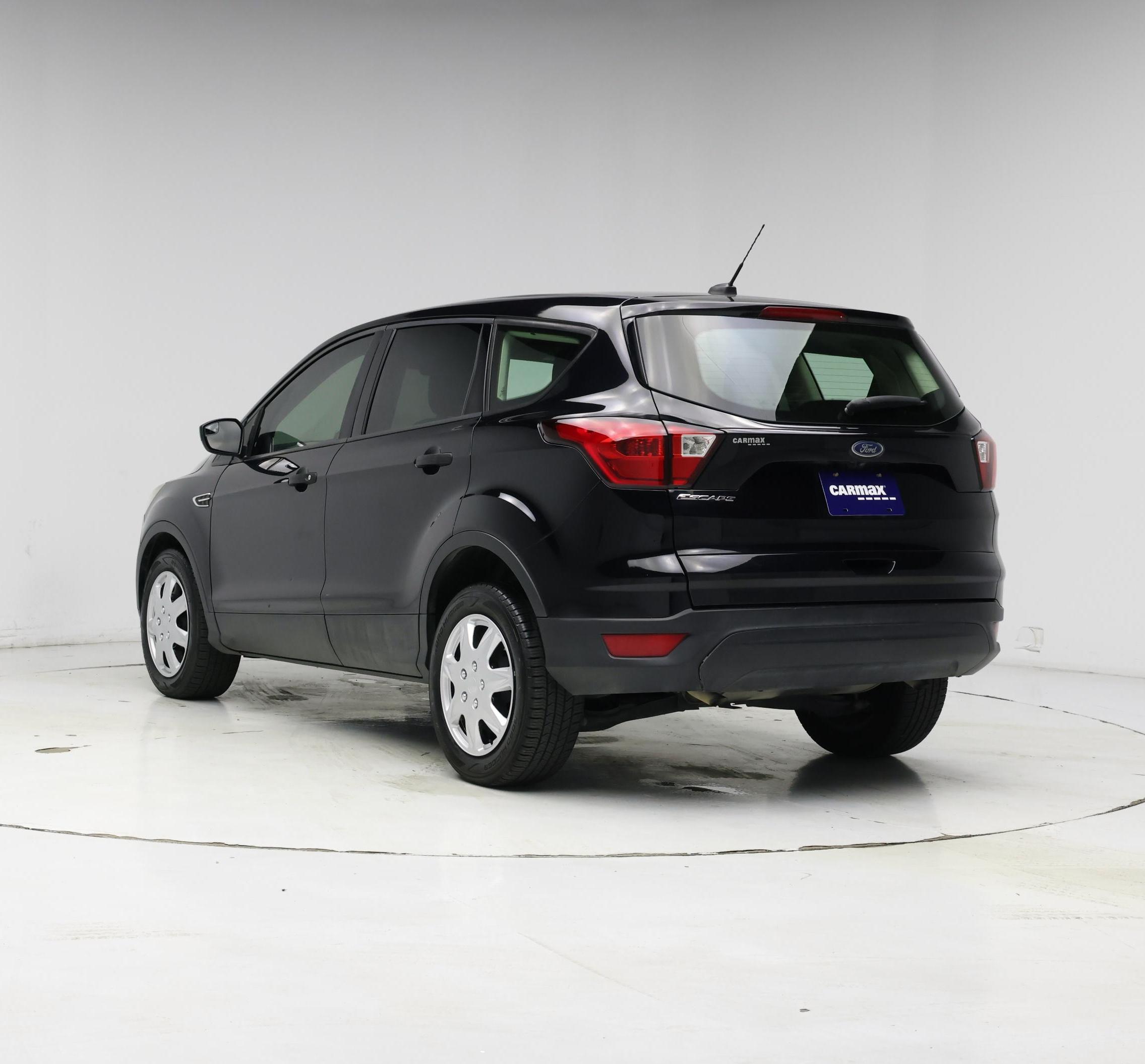 Thumbnail: 2019 Ford Escape - 2
