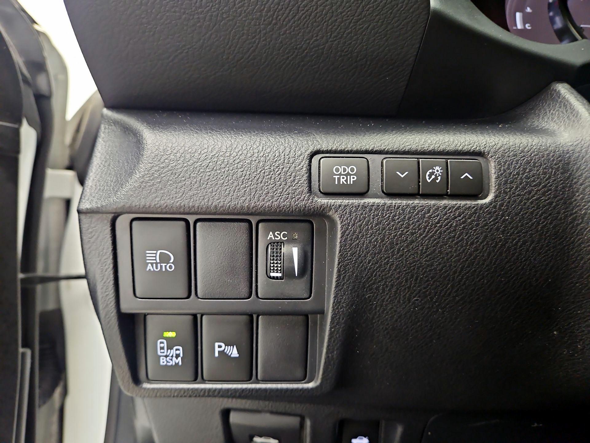 Thumbnail: 2021 Lexus RC - 13