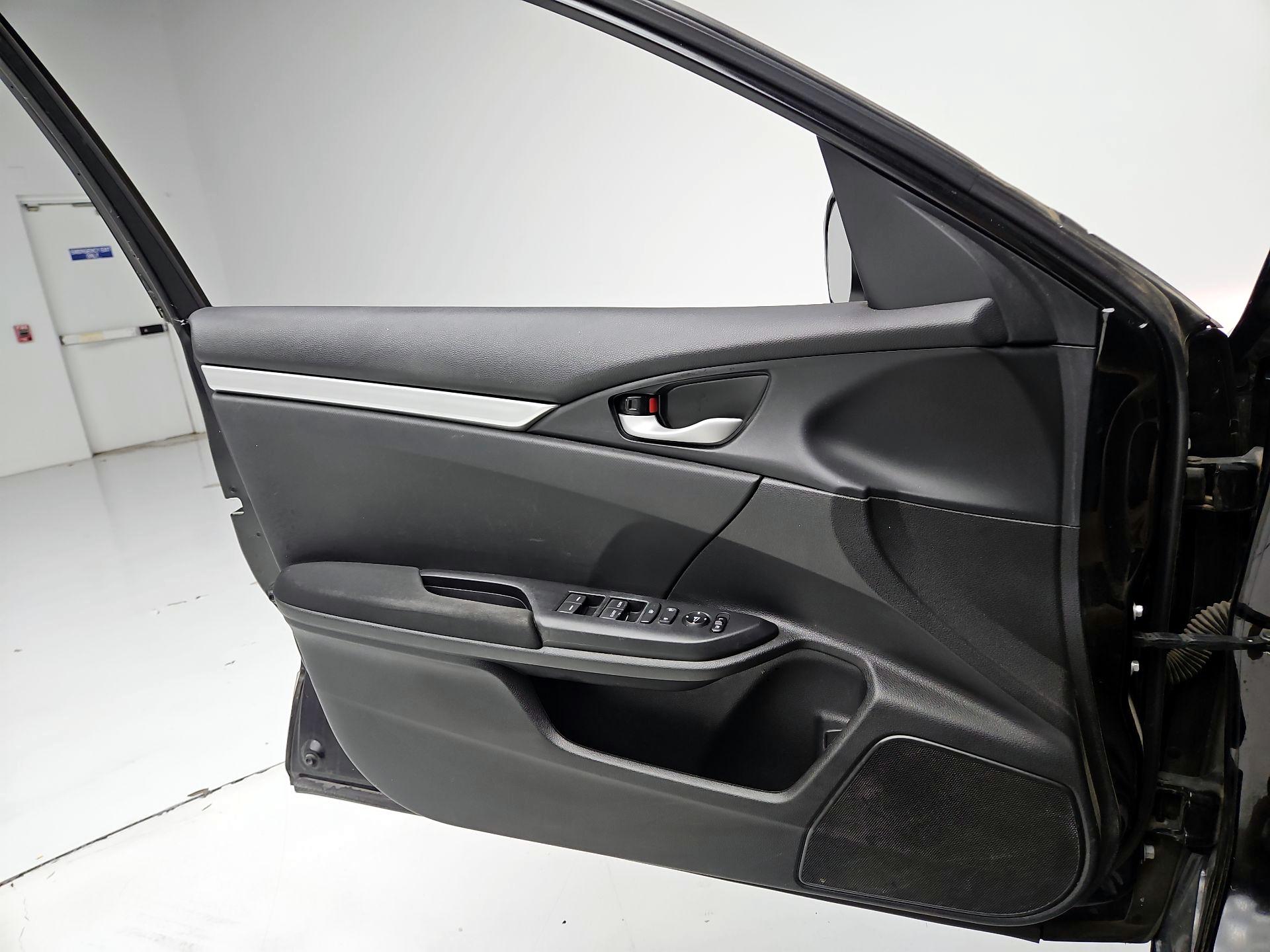 Thumbnail: 2020 Honda Civic - 12