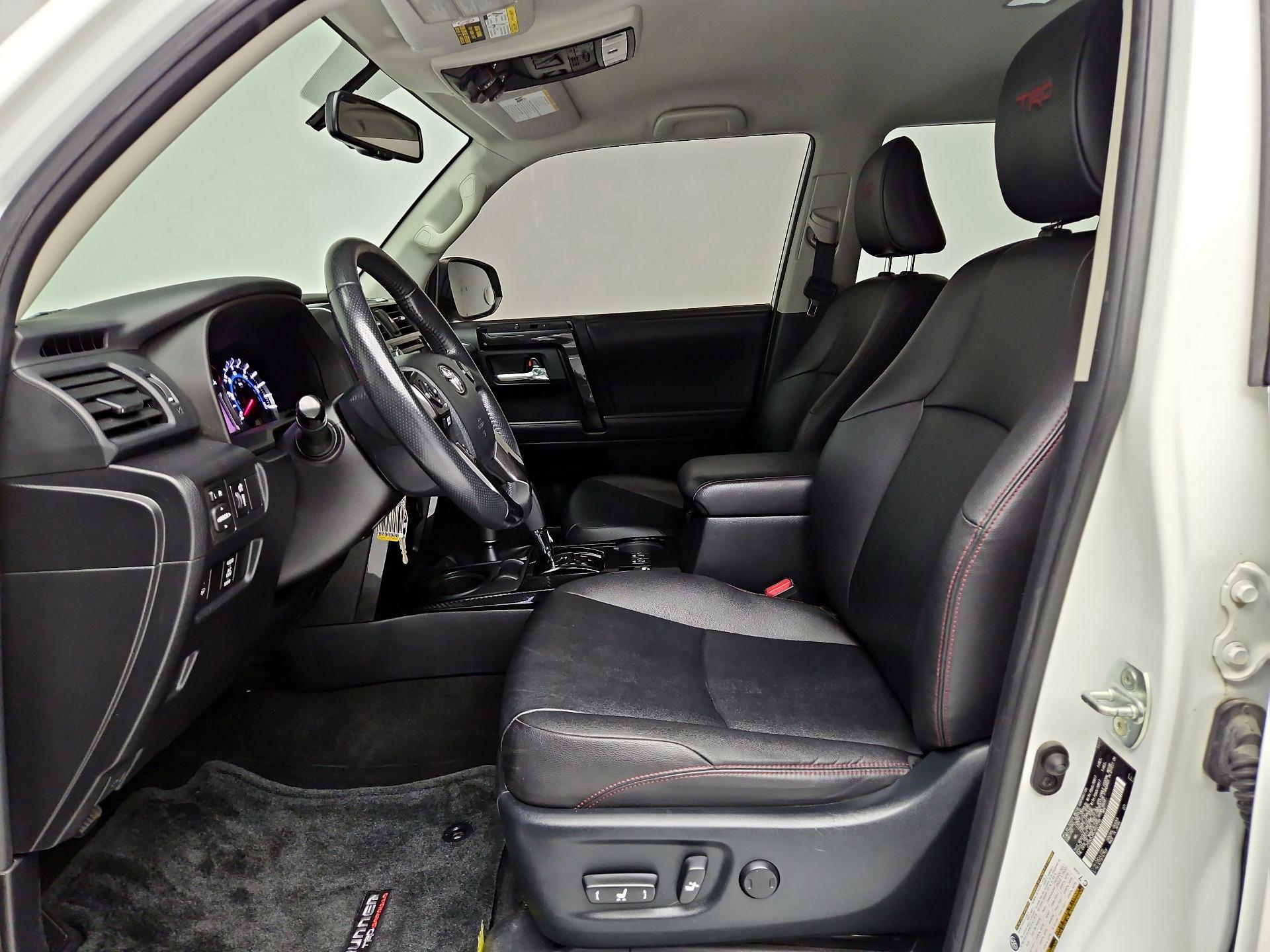 Thumbnail: 2018 Toyota 4Runner - 11