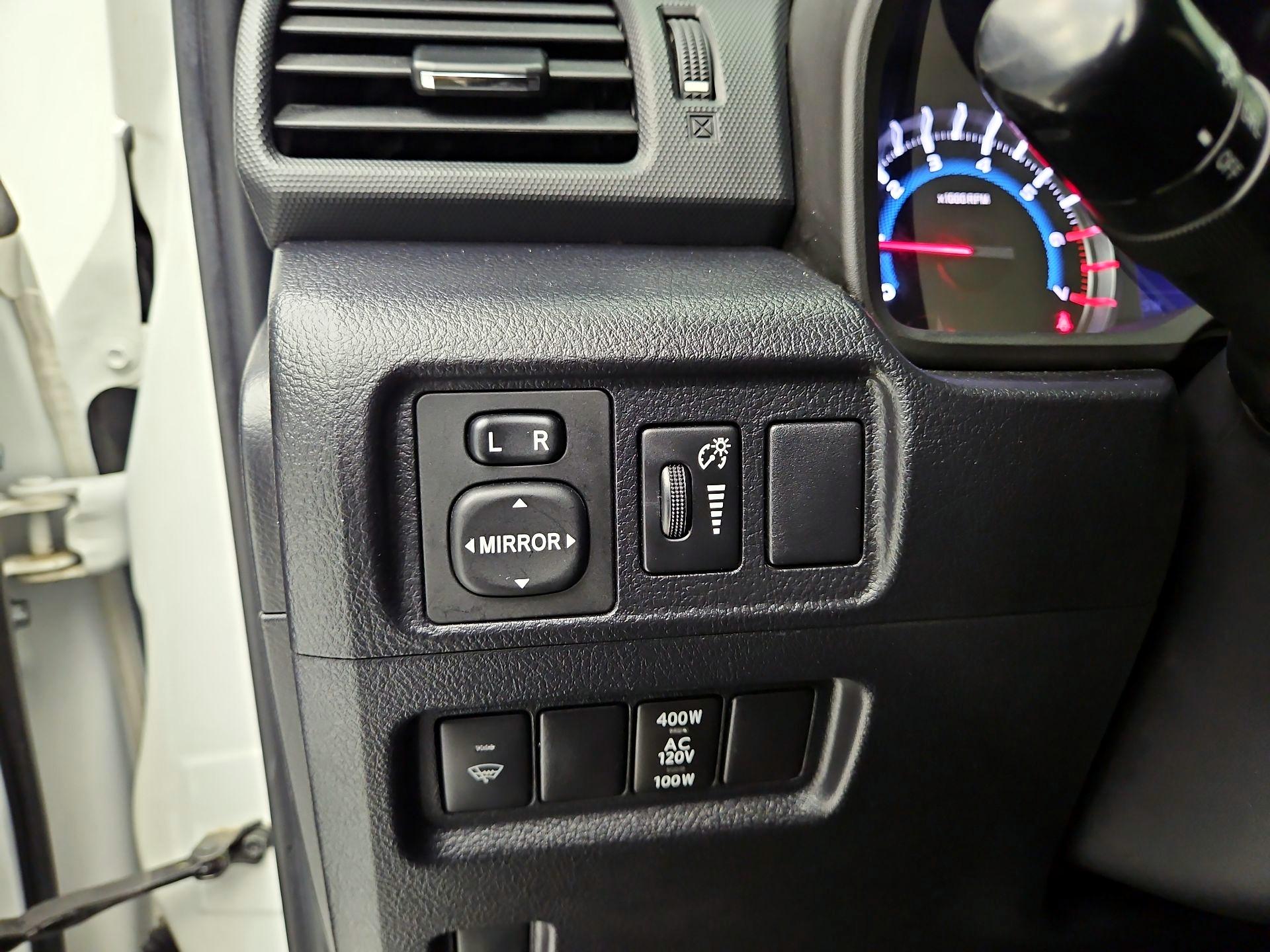 Thumbnail: 2018 Toyota 4Runner - 13