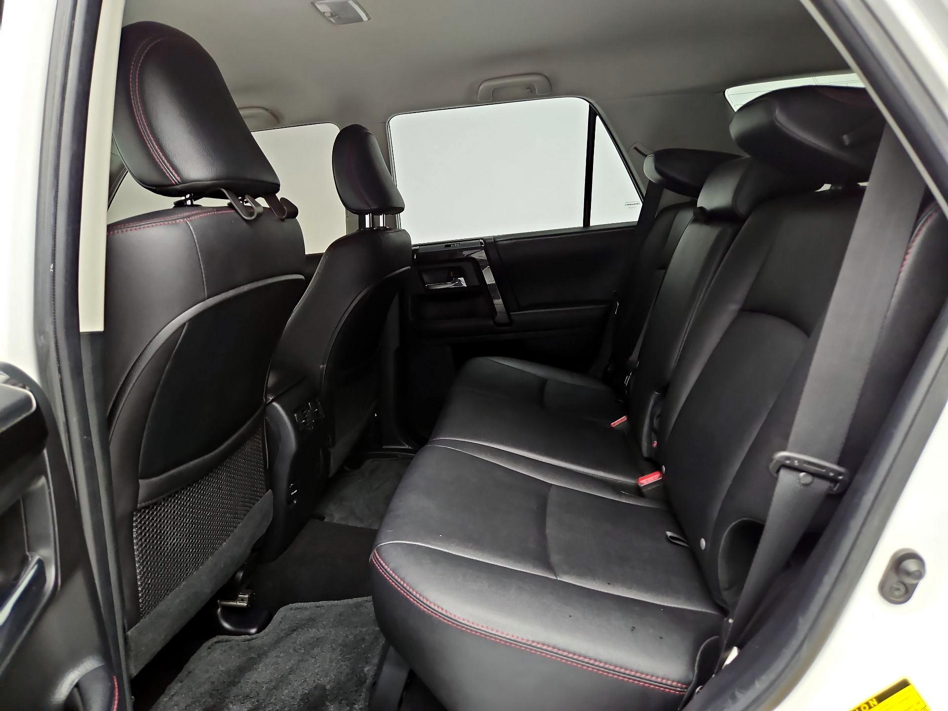 Thumbnail: 2018 Toyota 4Runner - 19