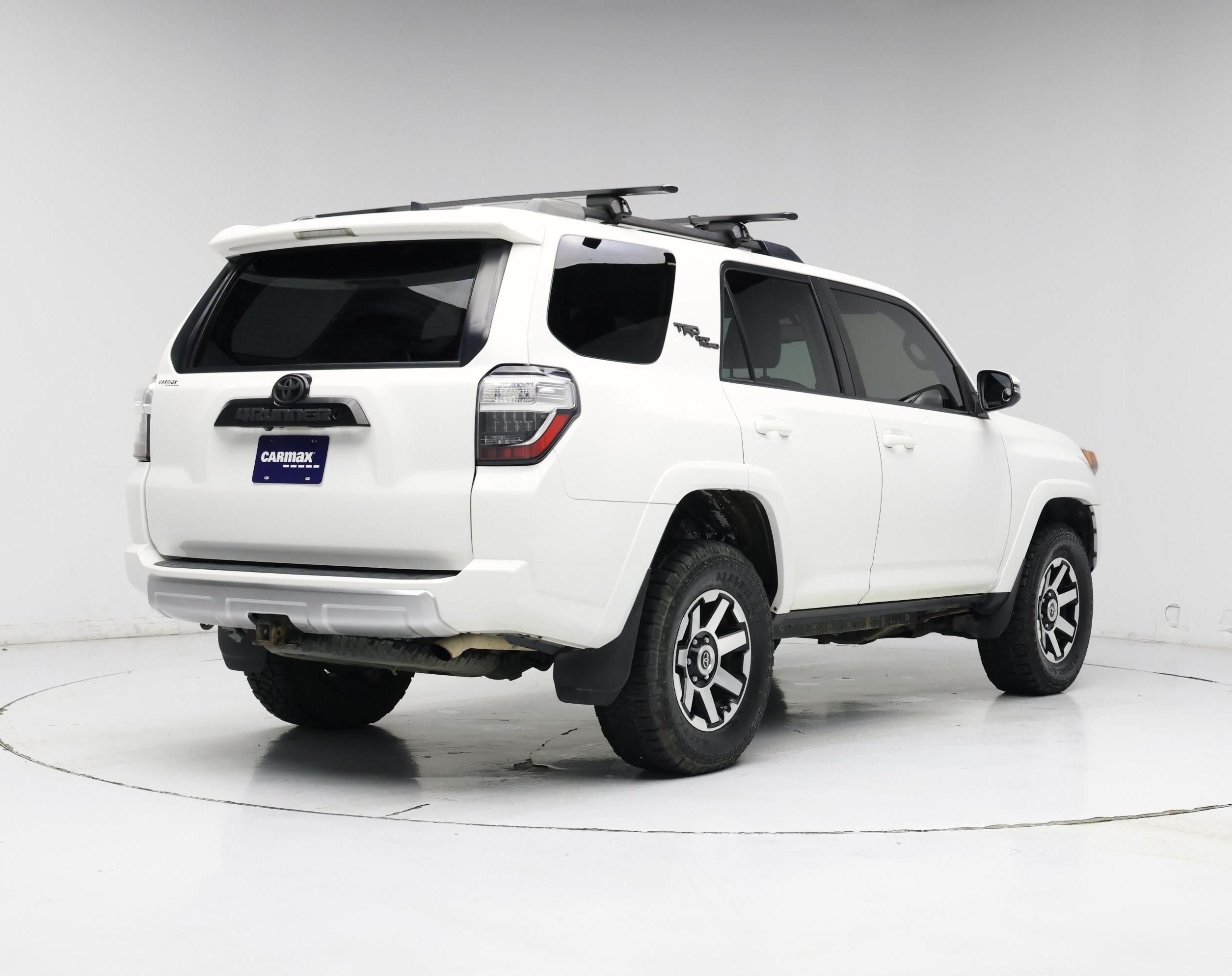 Thumbnail: 2018 Toyota 4Runner - 8