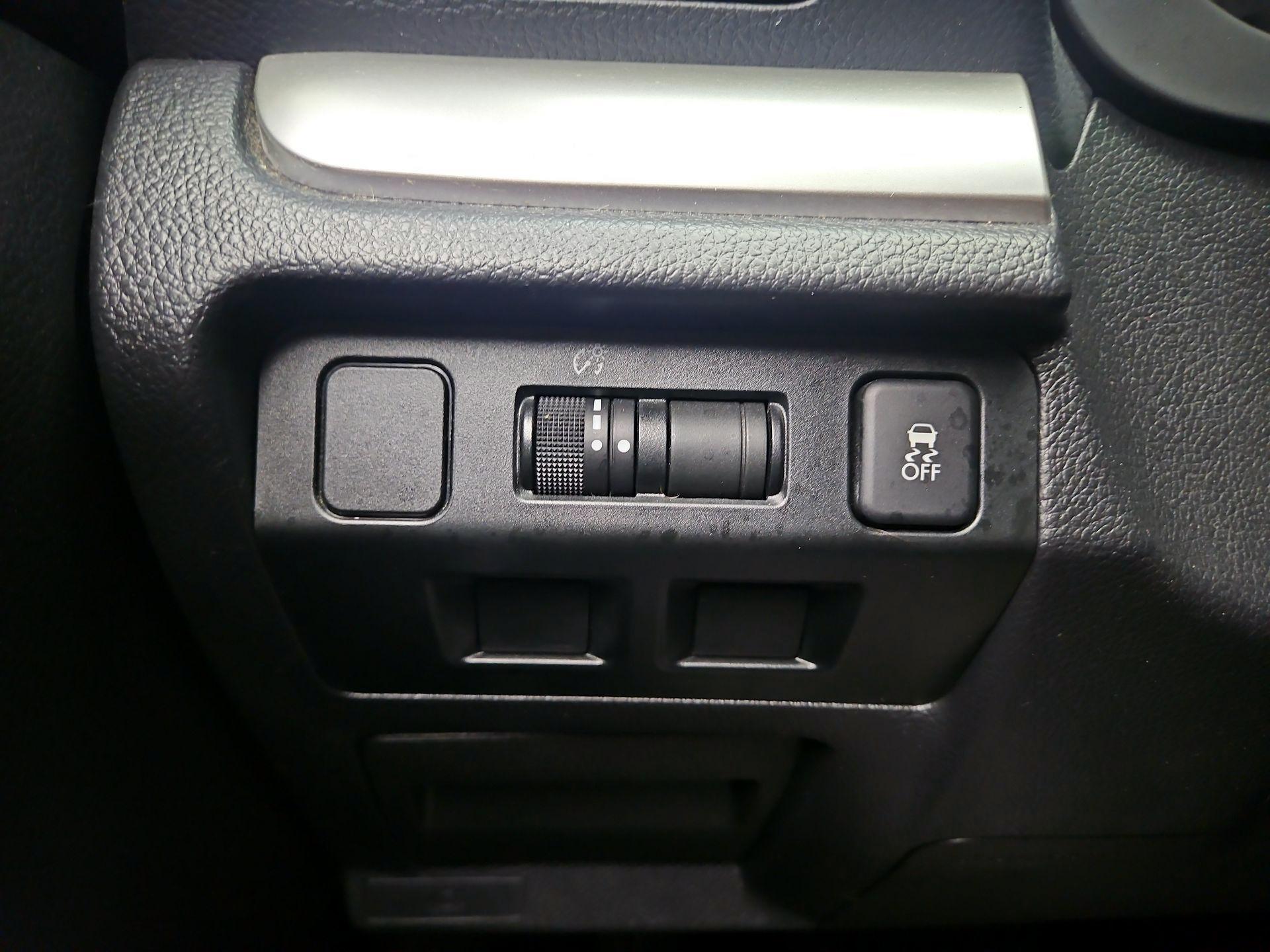 Thumbnail: 2016 Subaru Impreza - 13