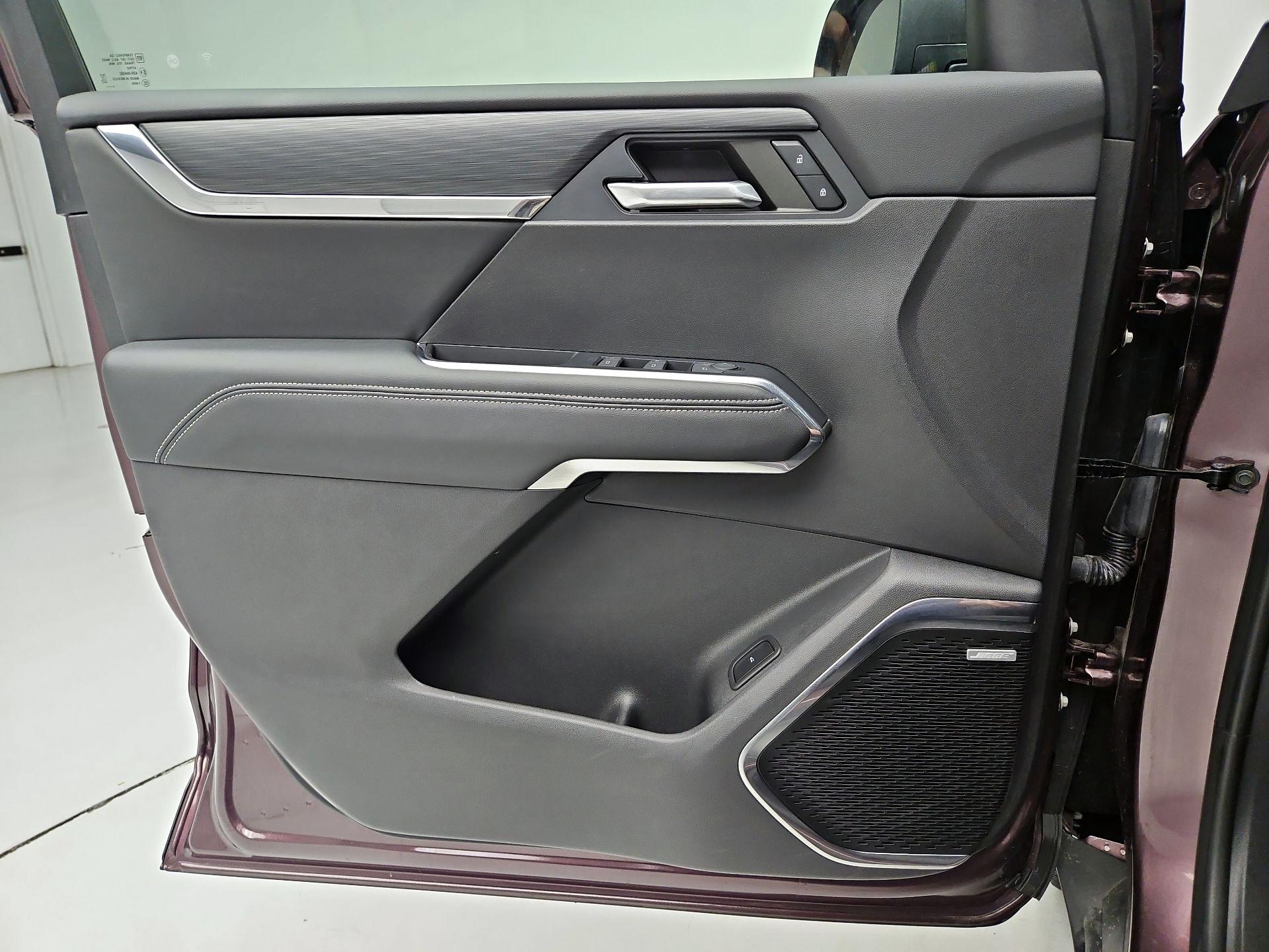 Thumbnail: 2024 GMC Acadia - 12