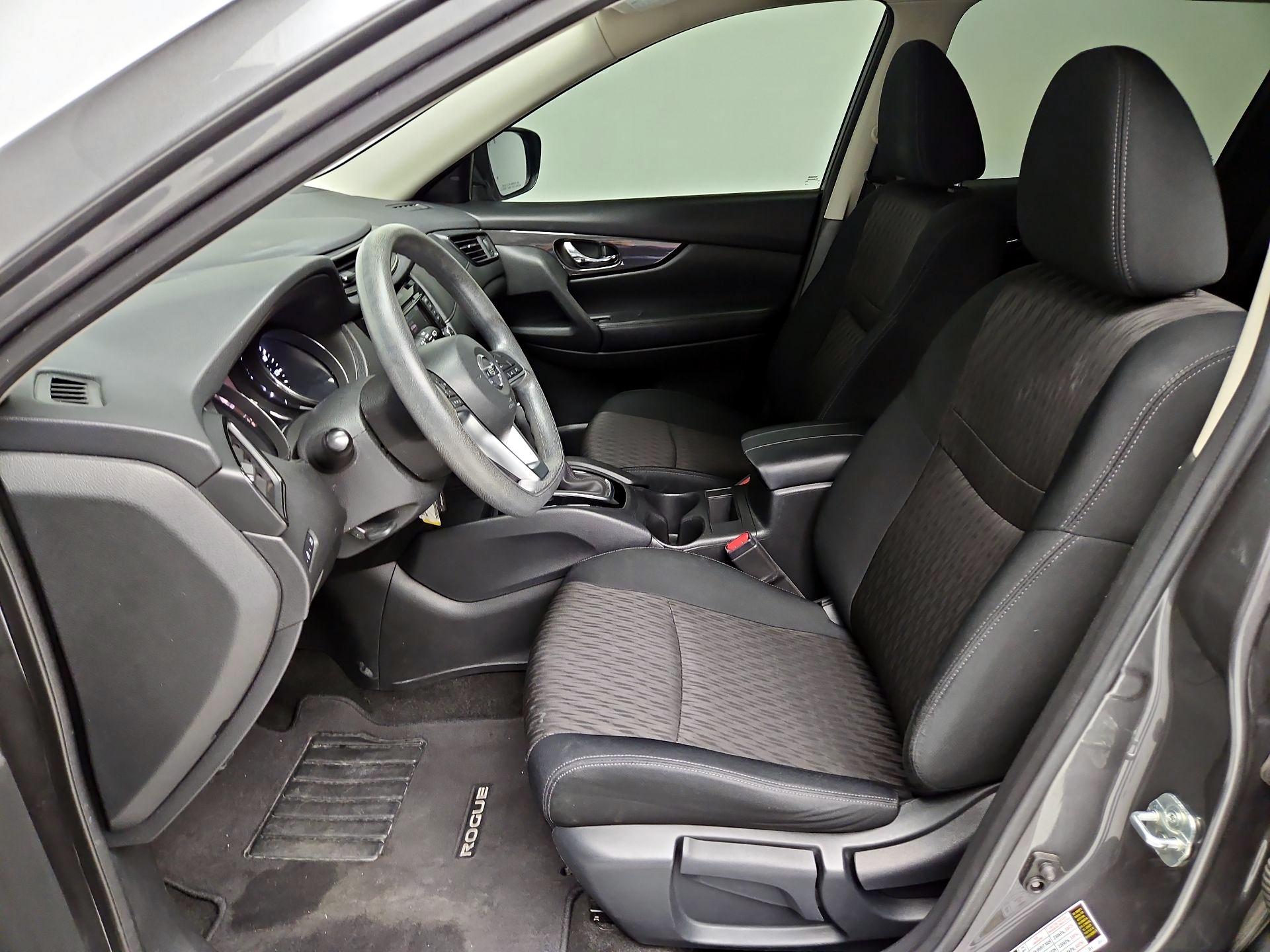 Thumbnail: 2018 Nissan Rogue - 11