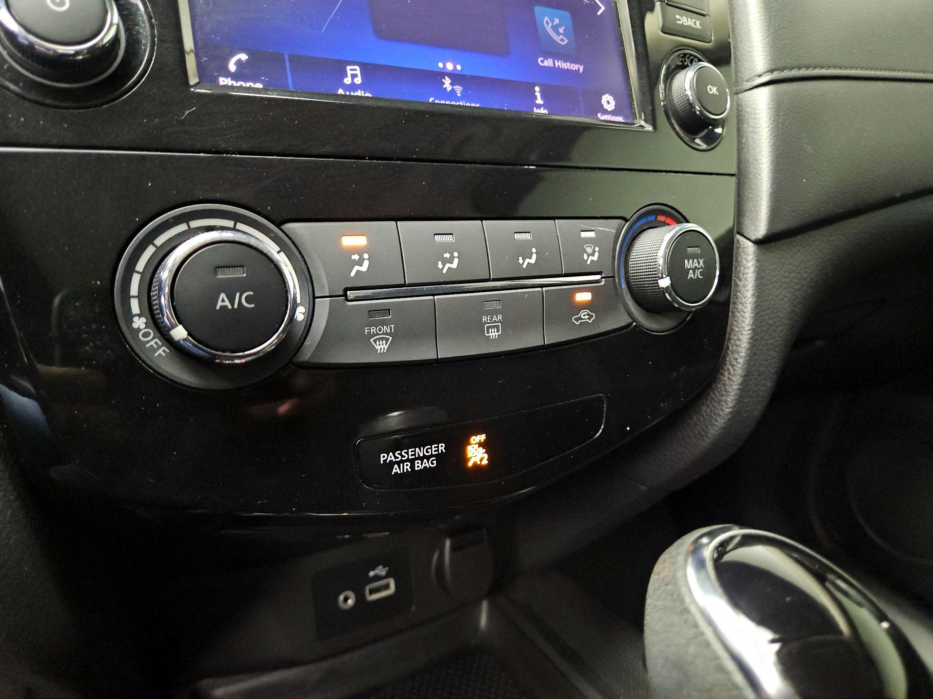 Thumbnail: 2018 Nissan Rogue - 16