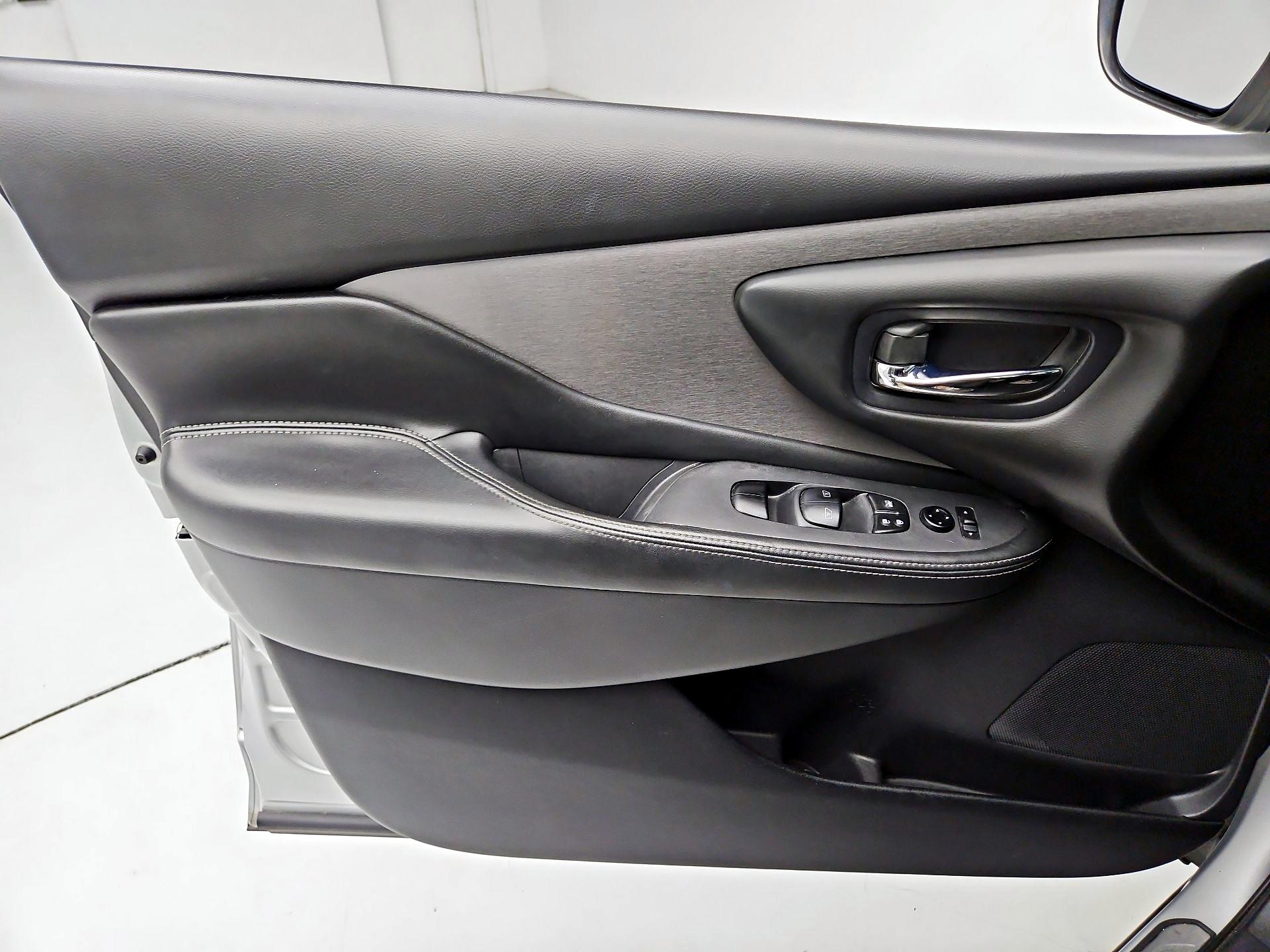 Thumbnail: 2020 Nissan Murano - 12