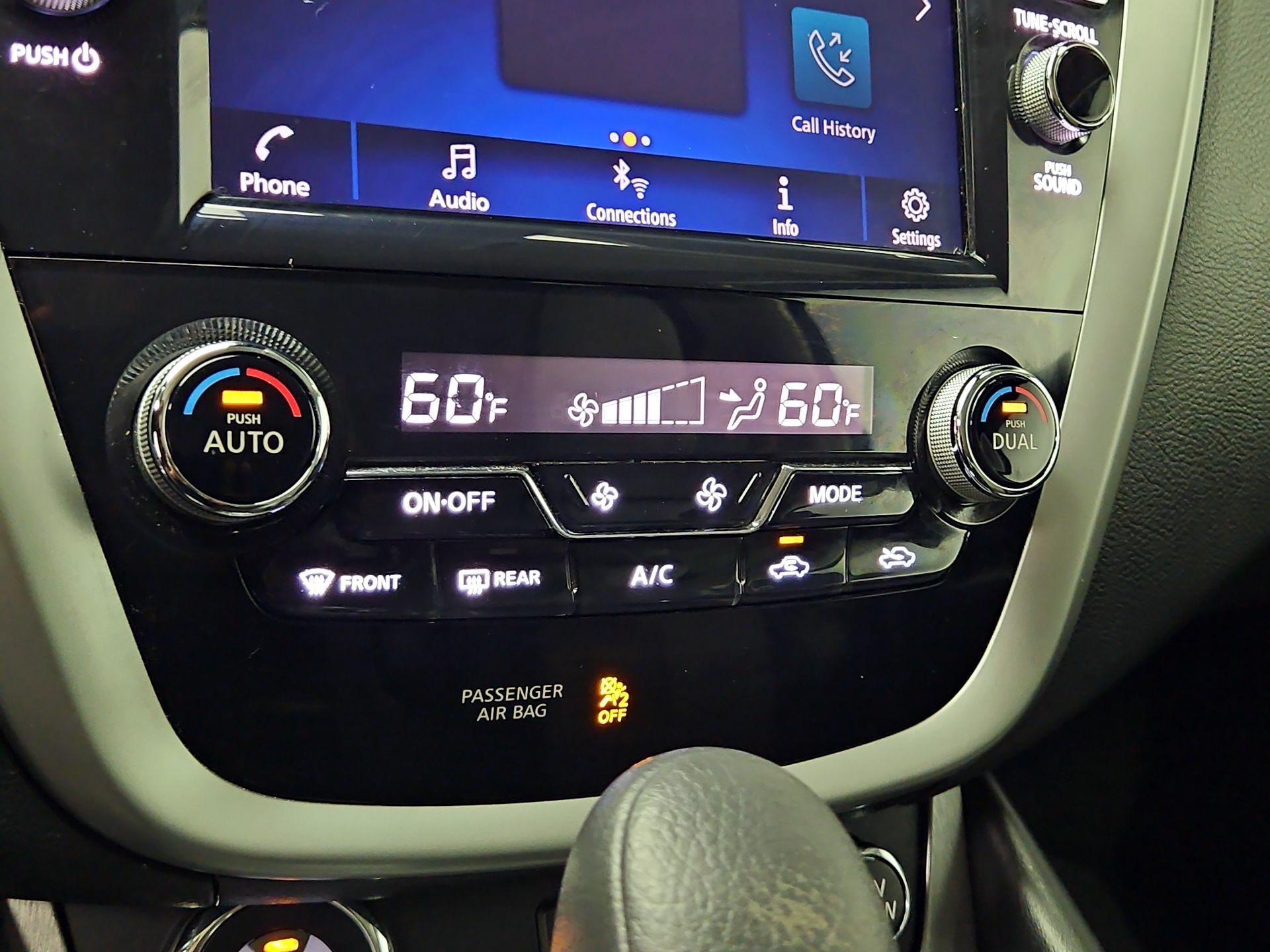 Thumbnail: 2020 Nissan Murano - 16