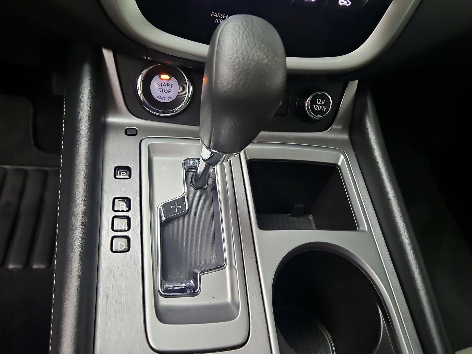 Thumbnail: 2020 Nissan Murano - 17