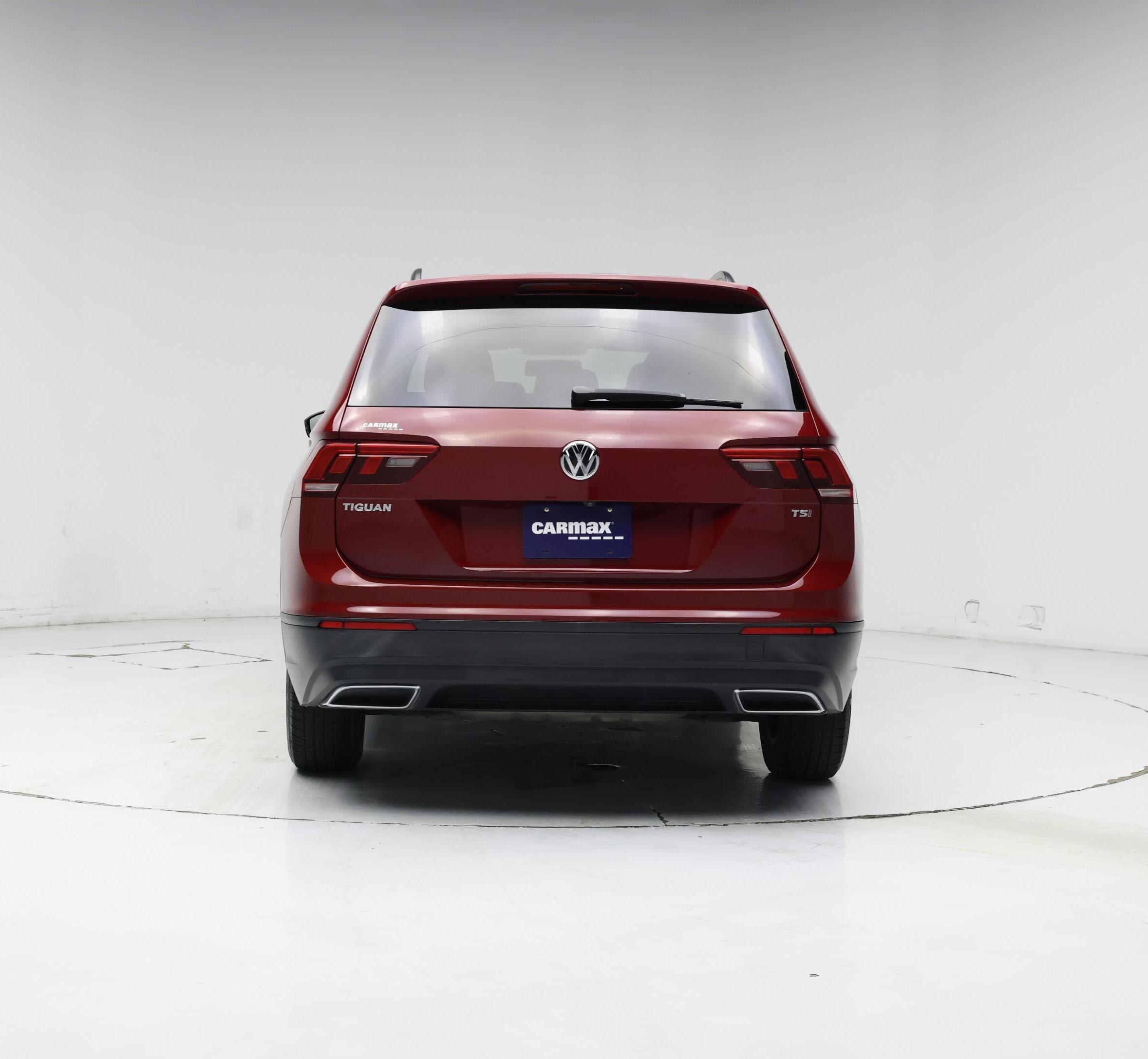 Thumbnail: 2018 Volkswagen Tiguan - 6