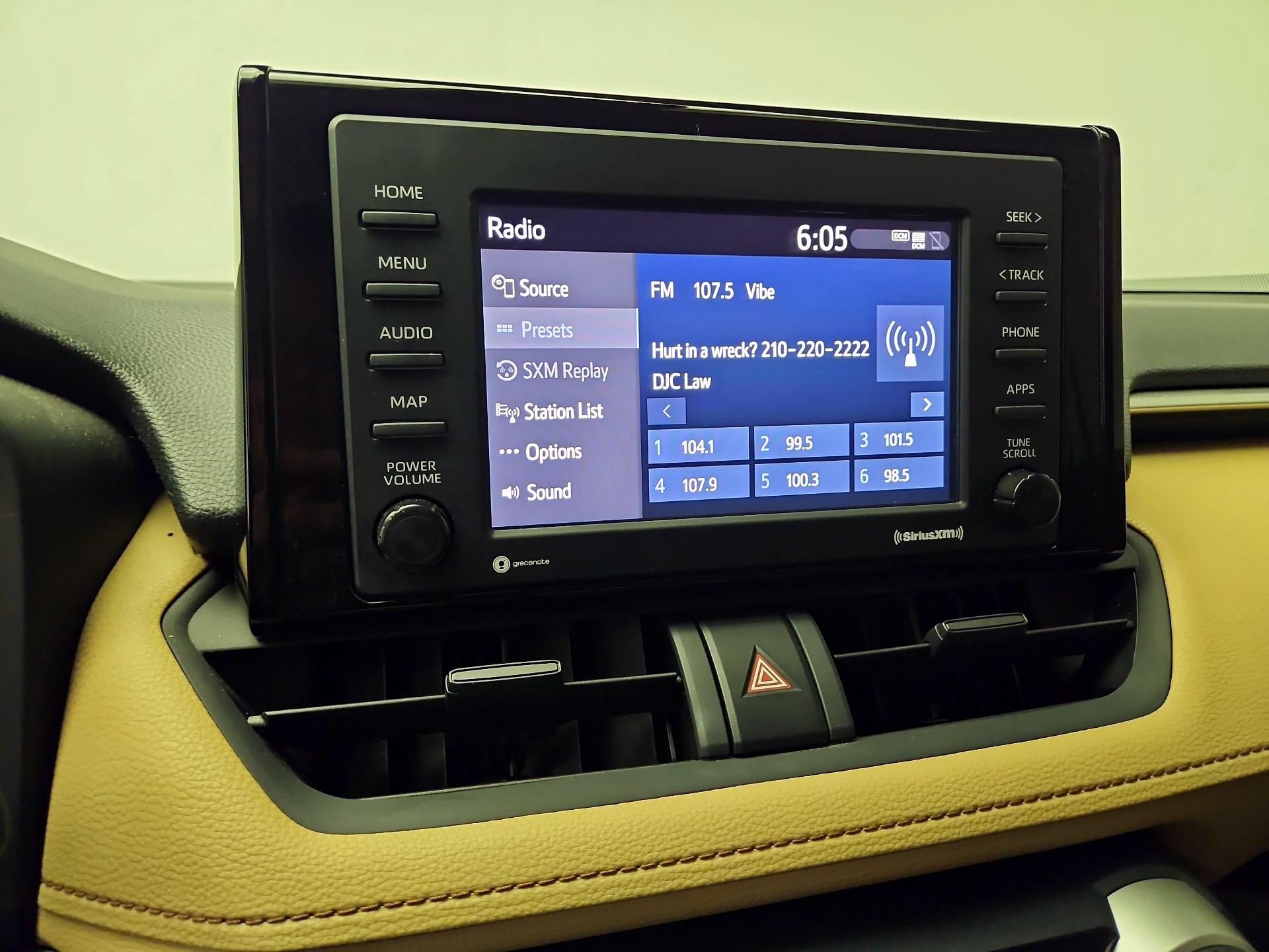 Thumbnail: 2022 Toyota RAV4 - 15