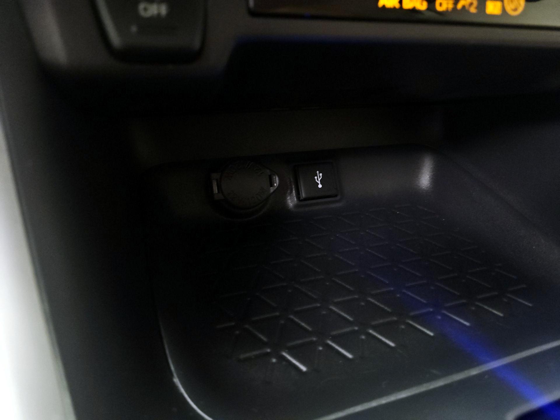 Thumbnail: 2022 Toyota RAV4 - 18