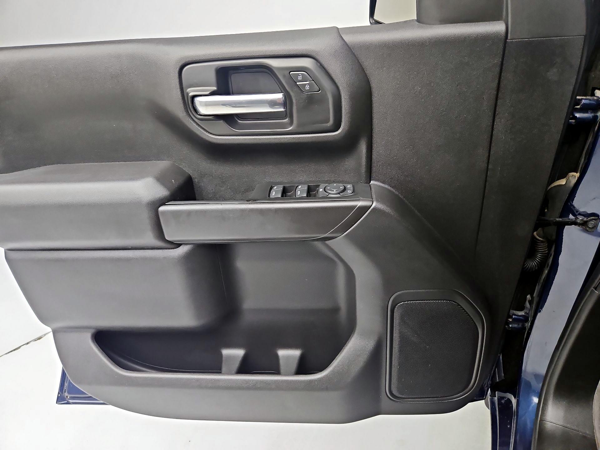 Thumbnail: 2022 Chevrolet Silverado 1500 - 12