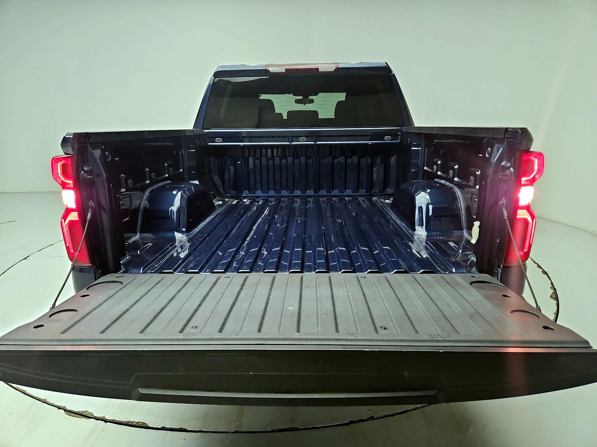 Thumbnail: 2022 Chevrolet Silverado 1500 - 20